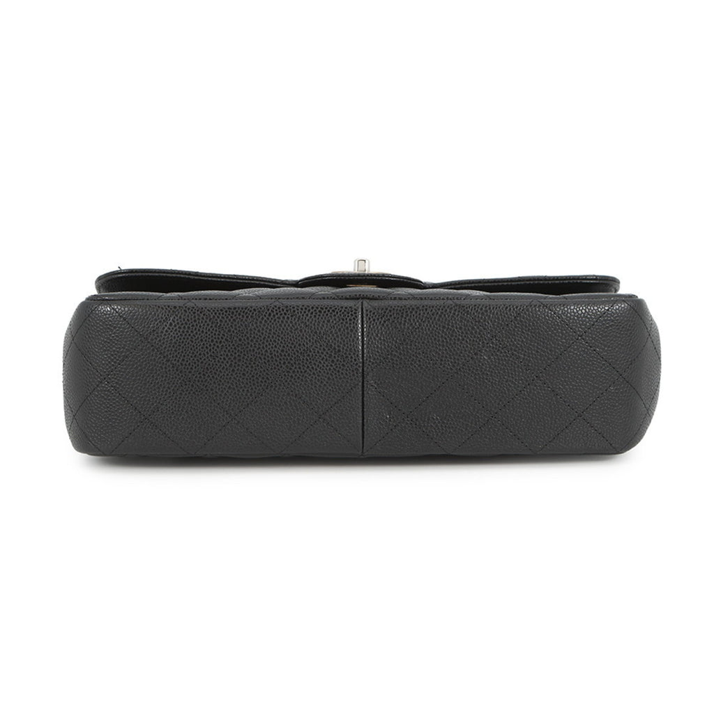 Chanel Matelasse Black Grained Calfskin Shoulder Bag (Pre-Owned)