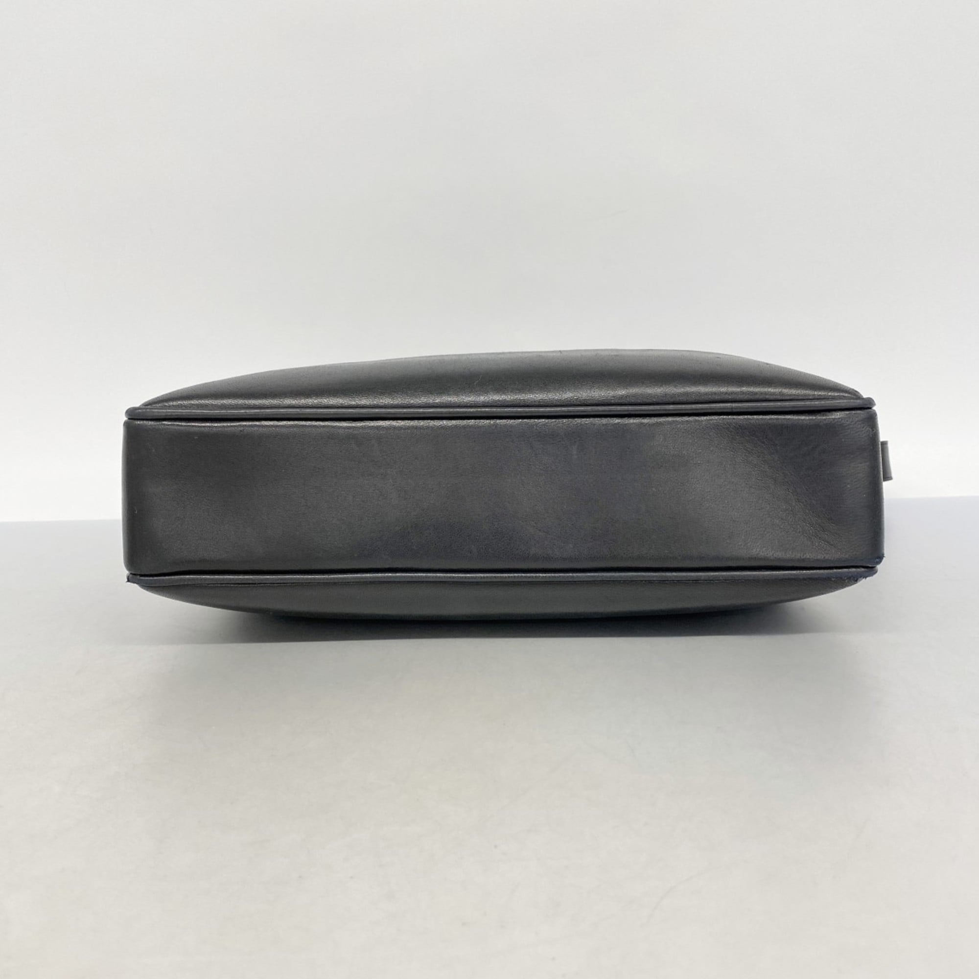 Chanel Black Leather Satin Tote Bag (Pre-Owned)