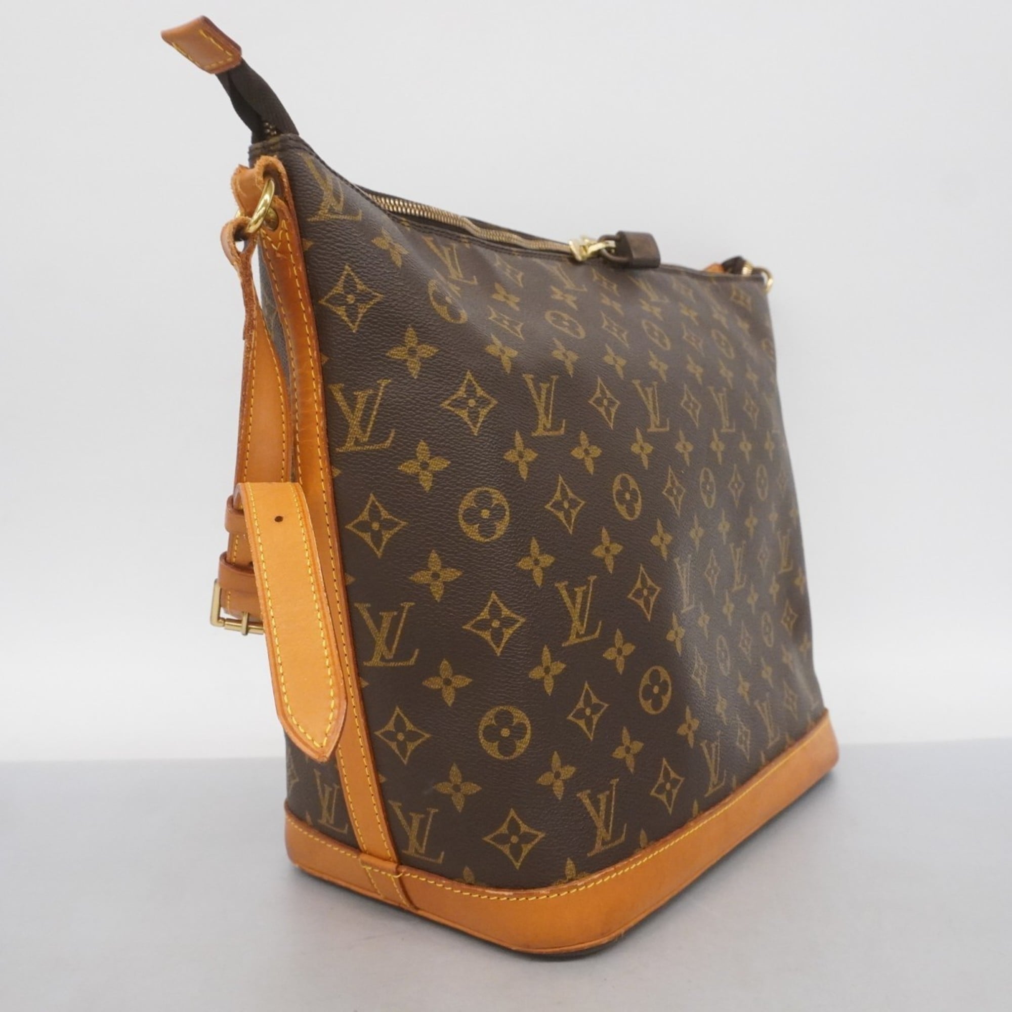 Louis Vuitton Brown Shoulder Bag (Pre-Owned)