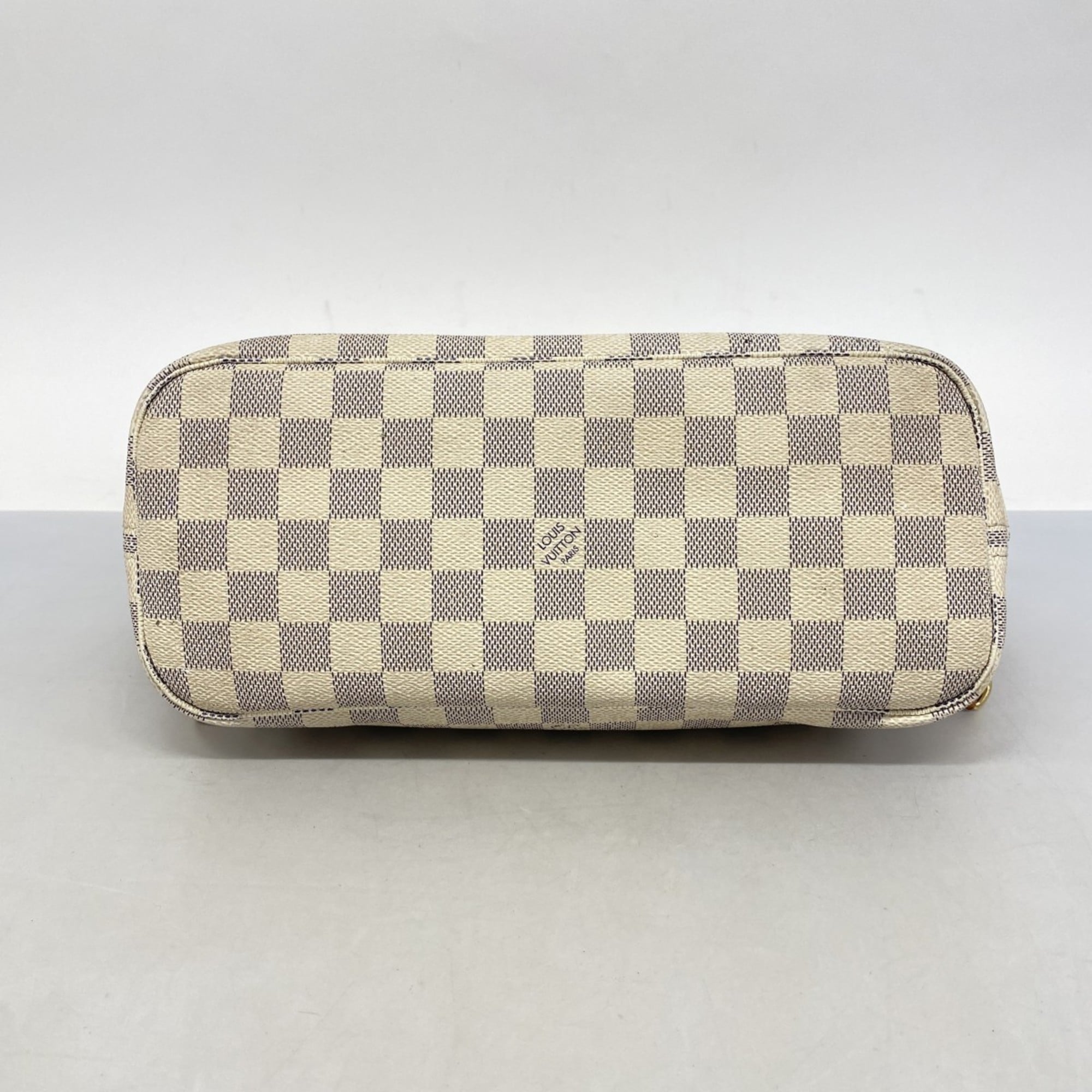 Louis Vuitton White Tote Bag (Pre-Owned)