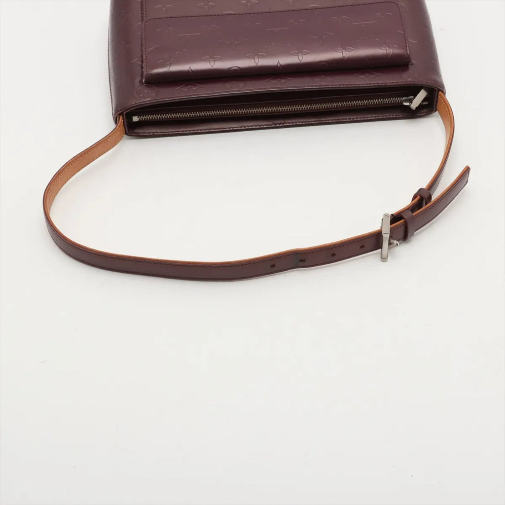 Louis Vuitton Violet Leather Shoulder Bag (Pre-Owned)