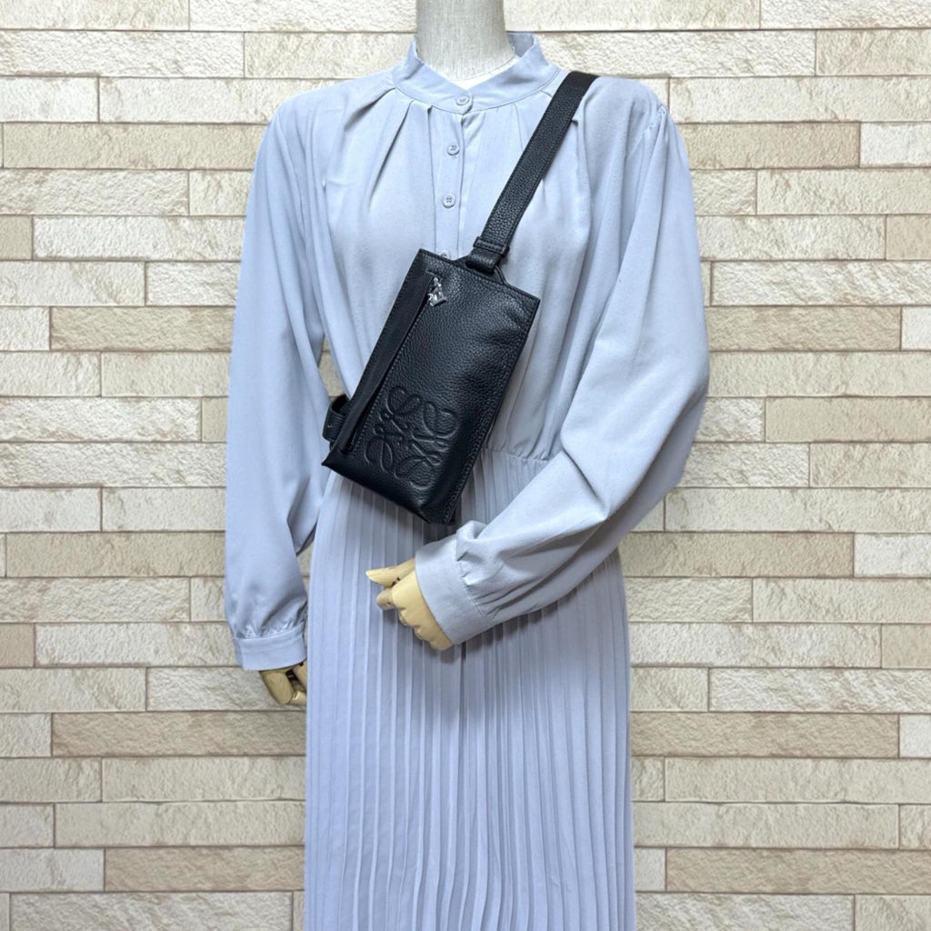 Loewe Black Leather Sling Bag (Pre-Owned)