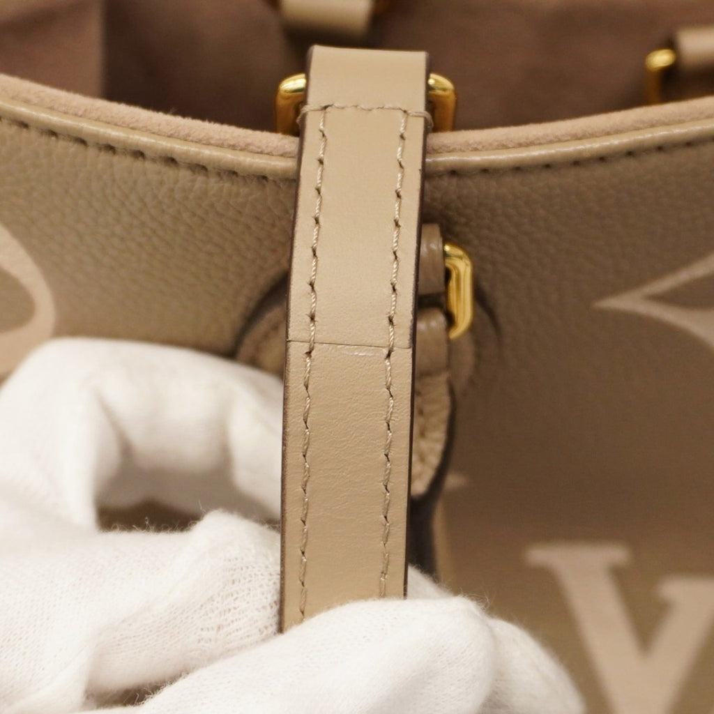 Louis Vuitton Cream Tourterelle Tote Bag (Pre-Owned)