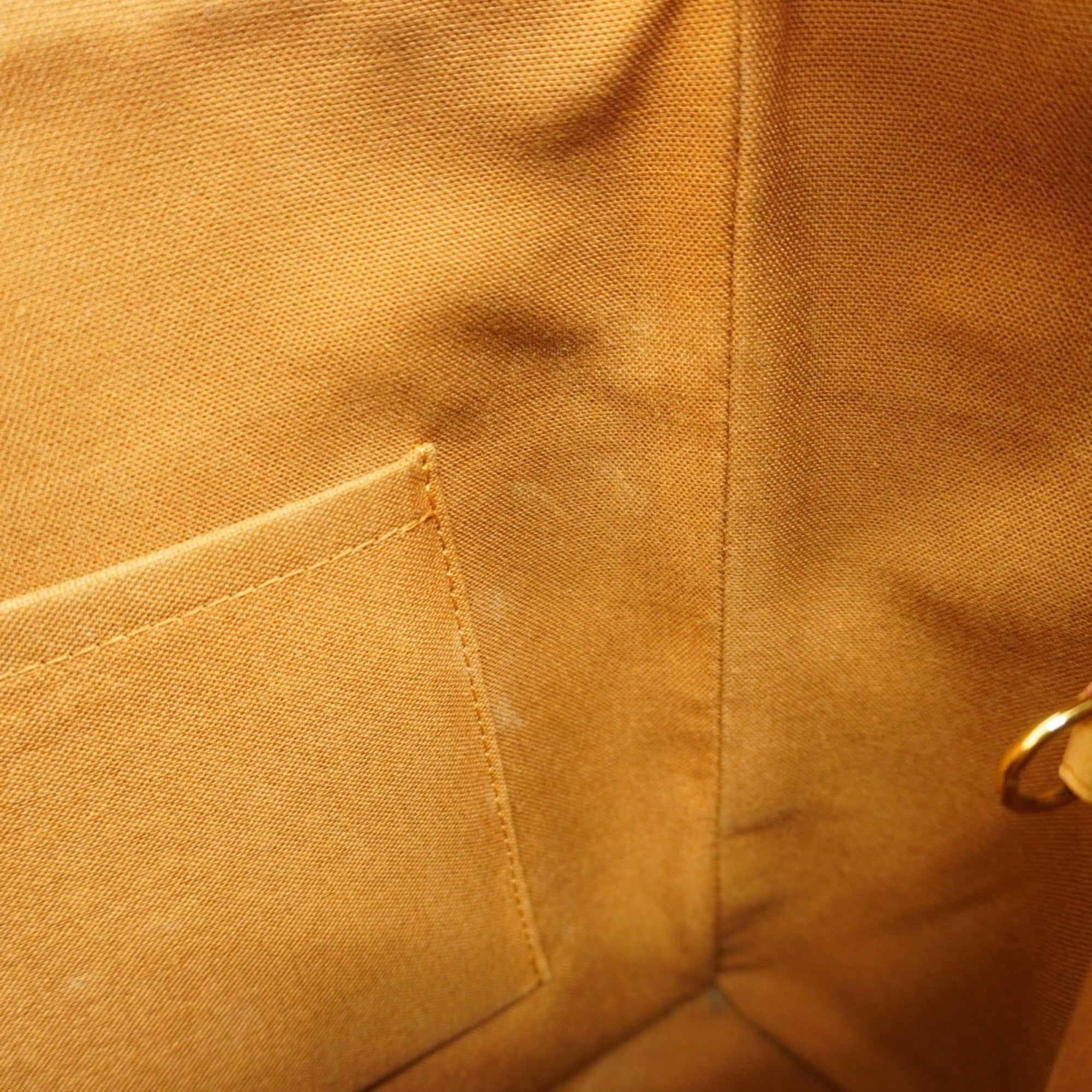 Louis Vuitton Brown Shoulder Bag (Pre-Owned)