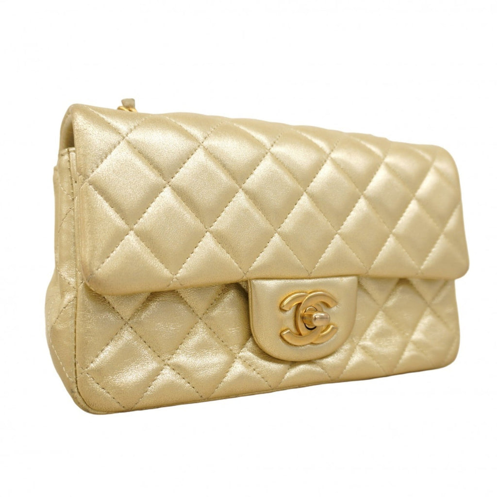 Chanel Gold Leather Shoulder Bag (Pre-Owned)