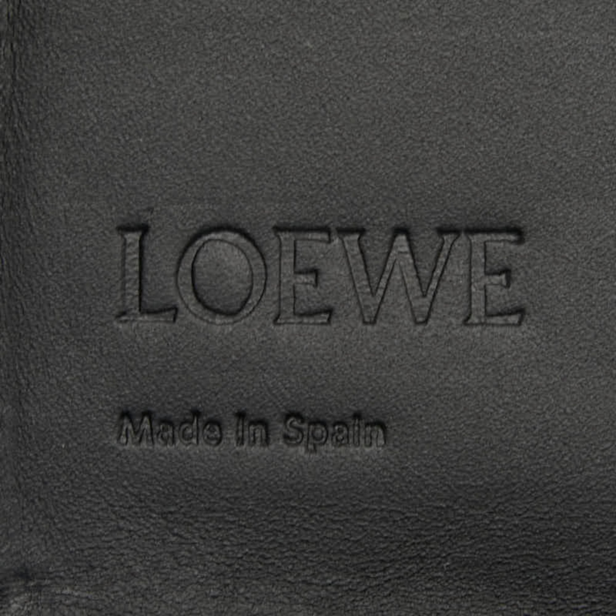 Loewe Black Leather Shoulder Bag (Pre-Owned)