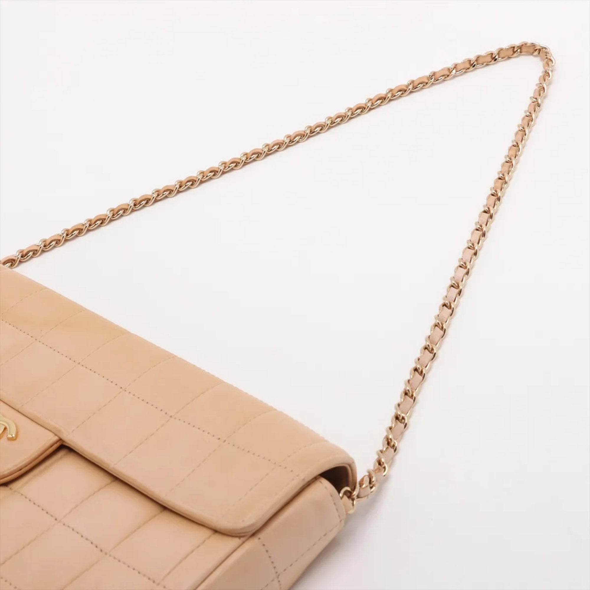 Chanel Beige Leather Shoulder Bag (Pre-Owned)