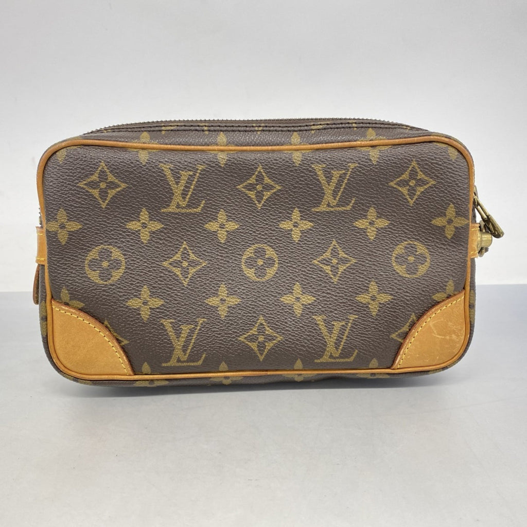 Louis Vuitton Brown Clutch Bag (Pre-Owned)