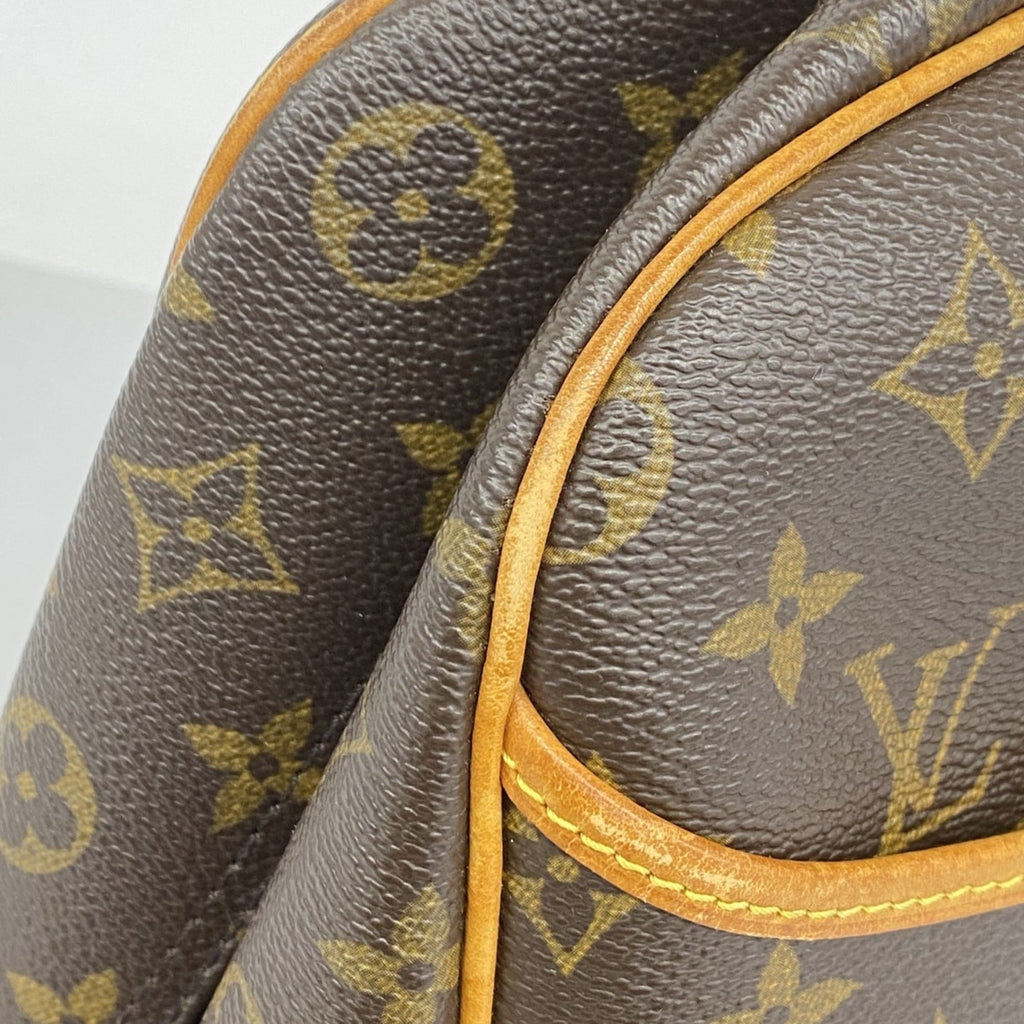 Louis Vuitton Brown Handbag (Pre-Owned)