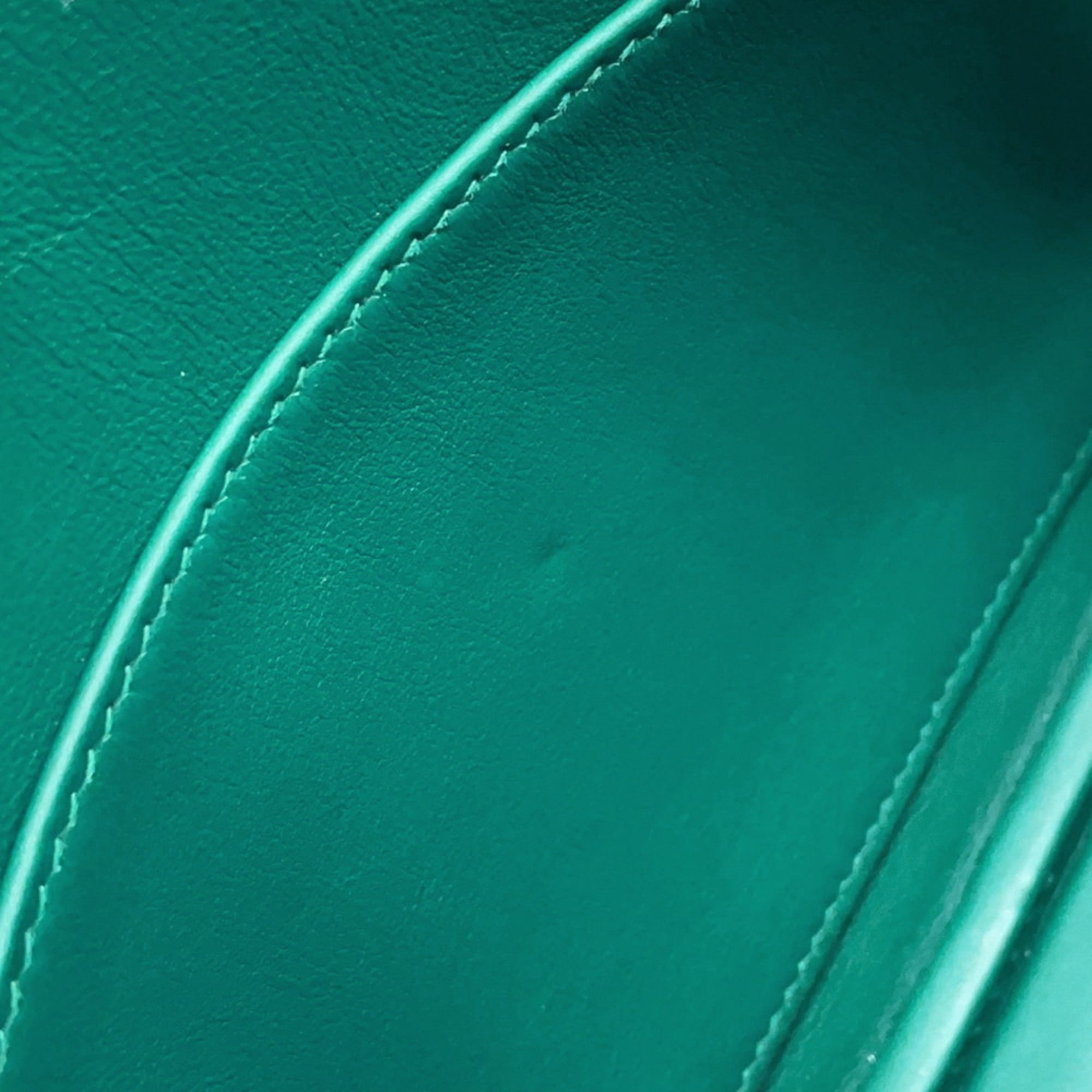 Hermes Bolide Vert Leather Handbag (Pre-Owned)
