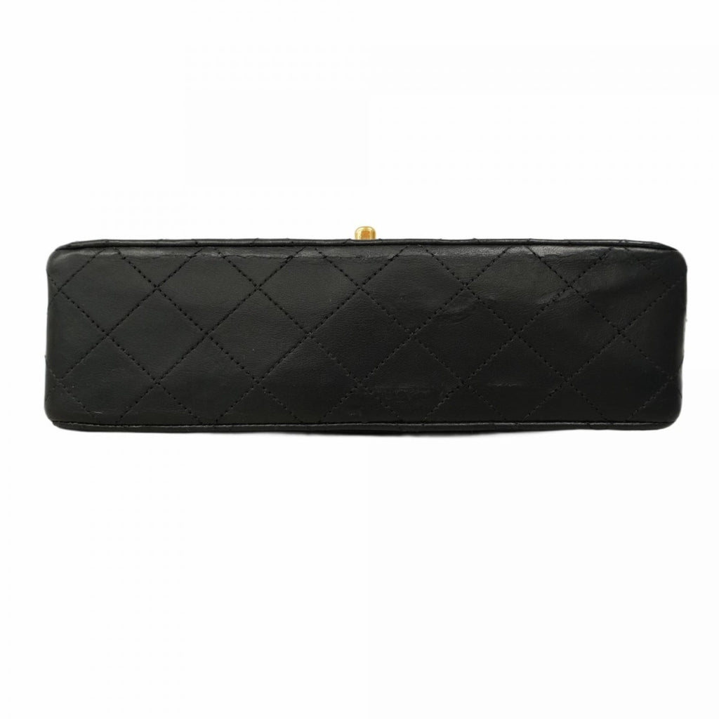 Chanel Black Leather Shoulder Bag (Pre-Owned)