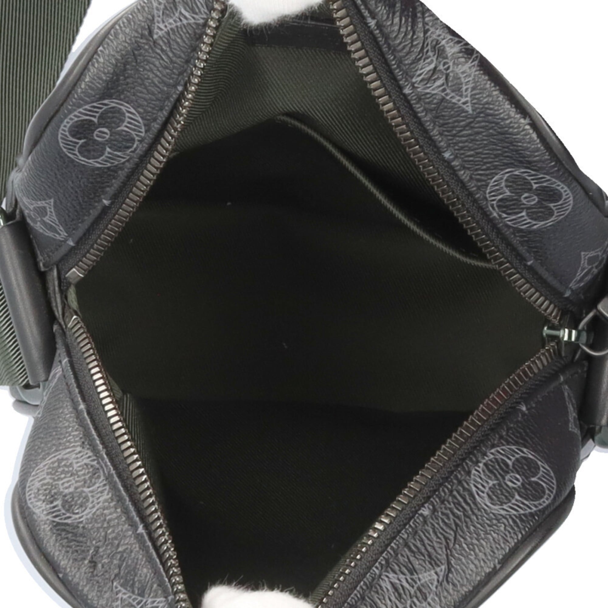 Louis Vuitton Black Monogram Eclipse Monogram Eclipse Shoulder Bag (Pre-Owned)