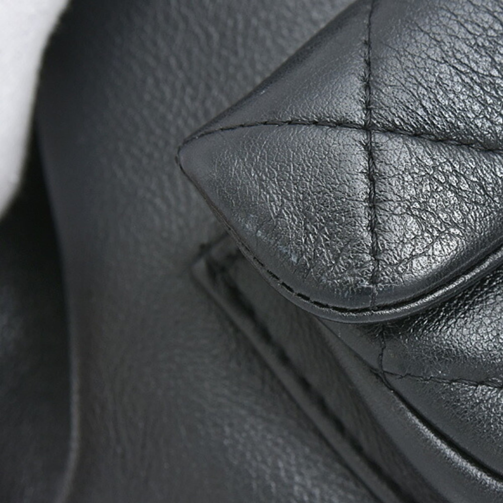 Chanel Matelasse Black Leather Backpack (Pre-Owned)