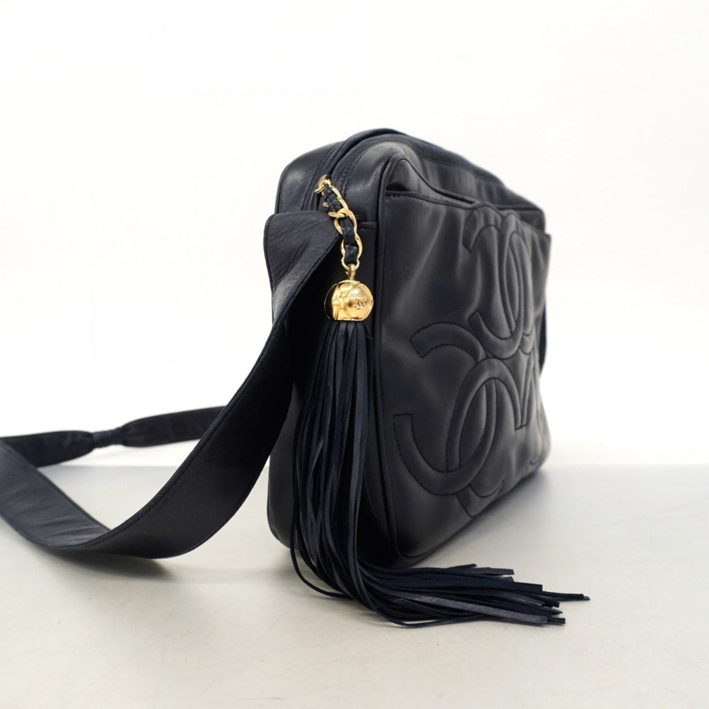 Chanel Navy Leather Shoulder Bag (Pre-Owned)