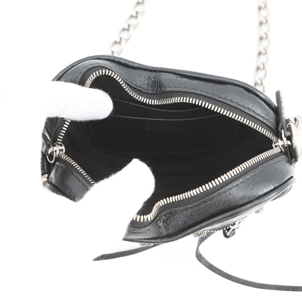 Balenciaga Black Leather Shoulder Bag (Pre-Owned)