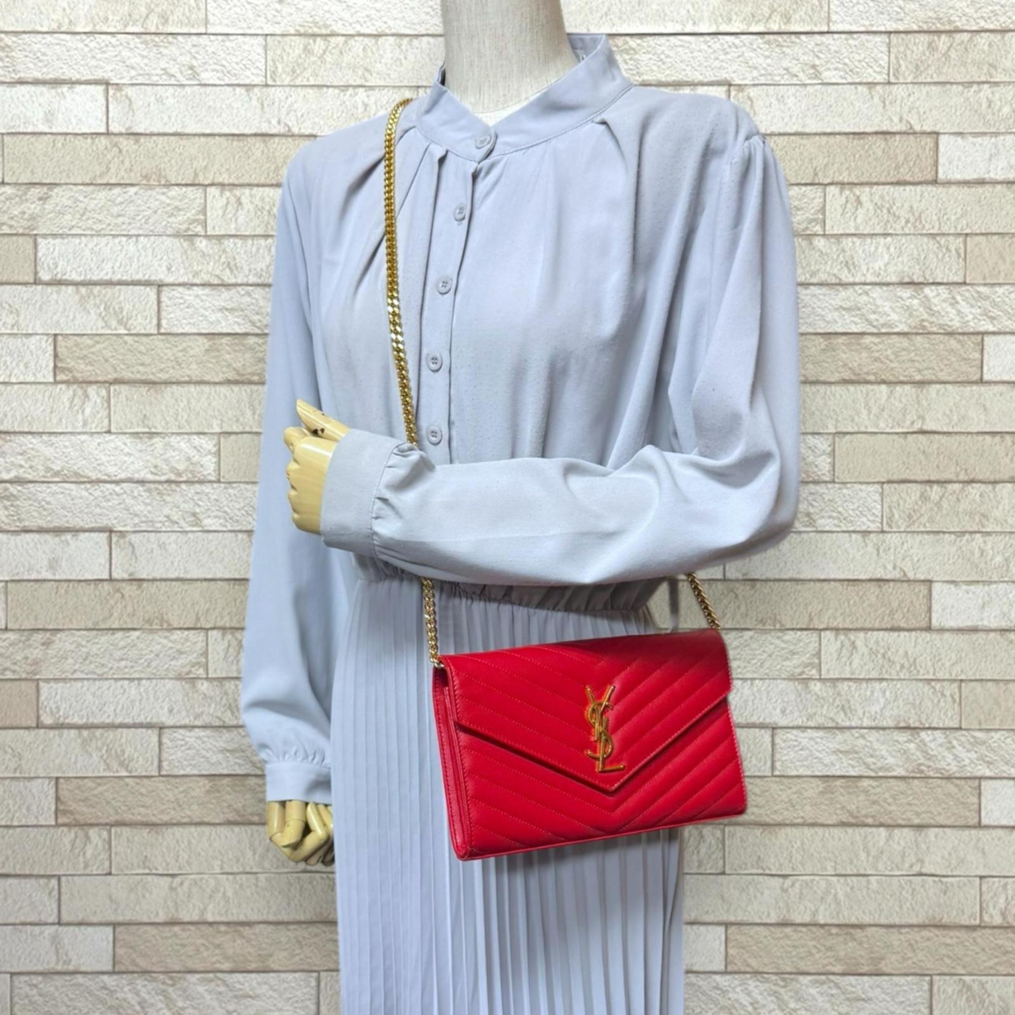 Saint Laurent Red Color Leather Chain/Shoulder Wallet (Pre-Owned)