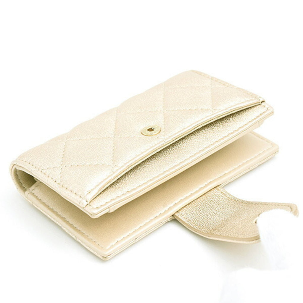 Chanel Matelasse Gold Leather Wallet (Bi-Fold) (Pre-Owned)