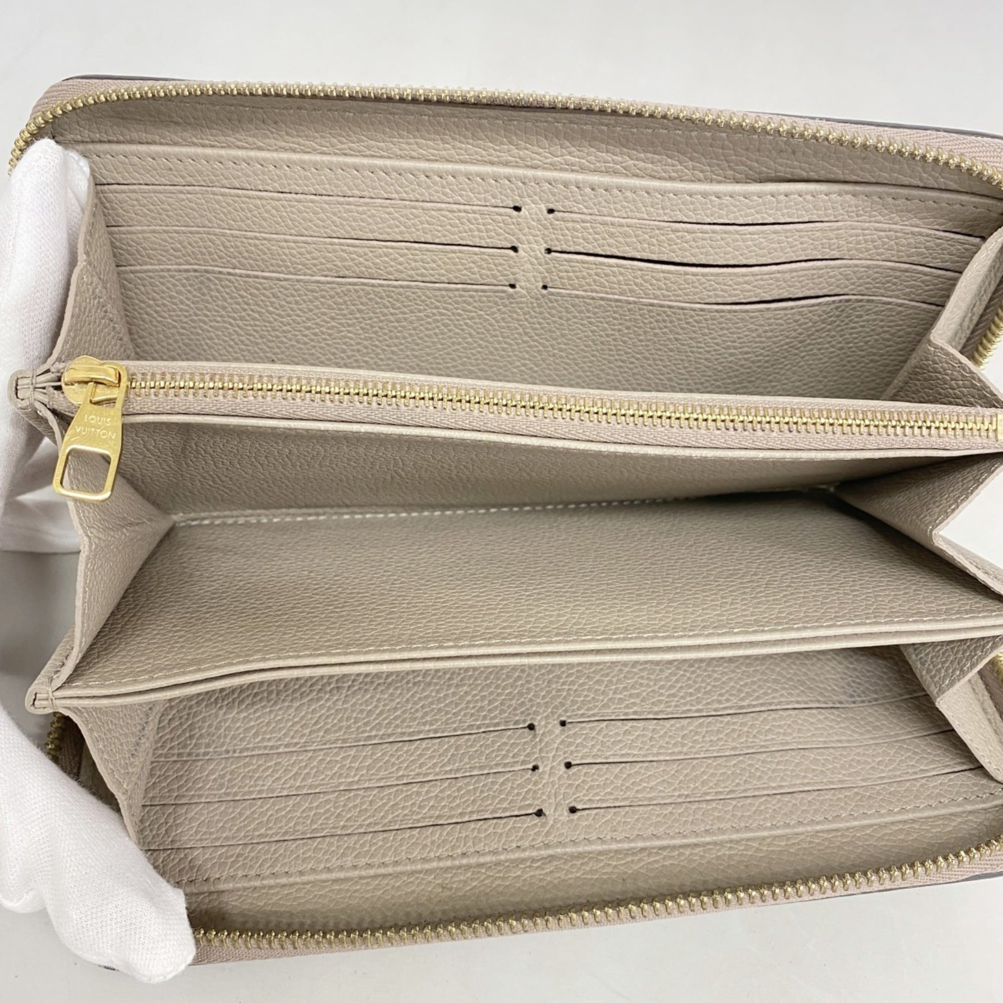 Louis Vuitton Cream Tourterelle Long Wallet (Bi-Fold) (Pre-Owned)
