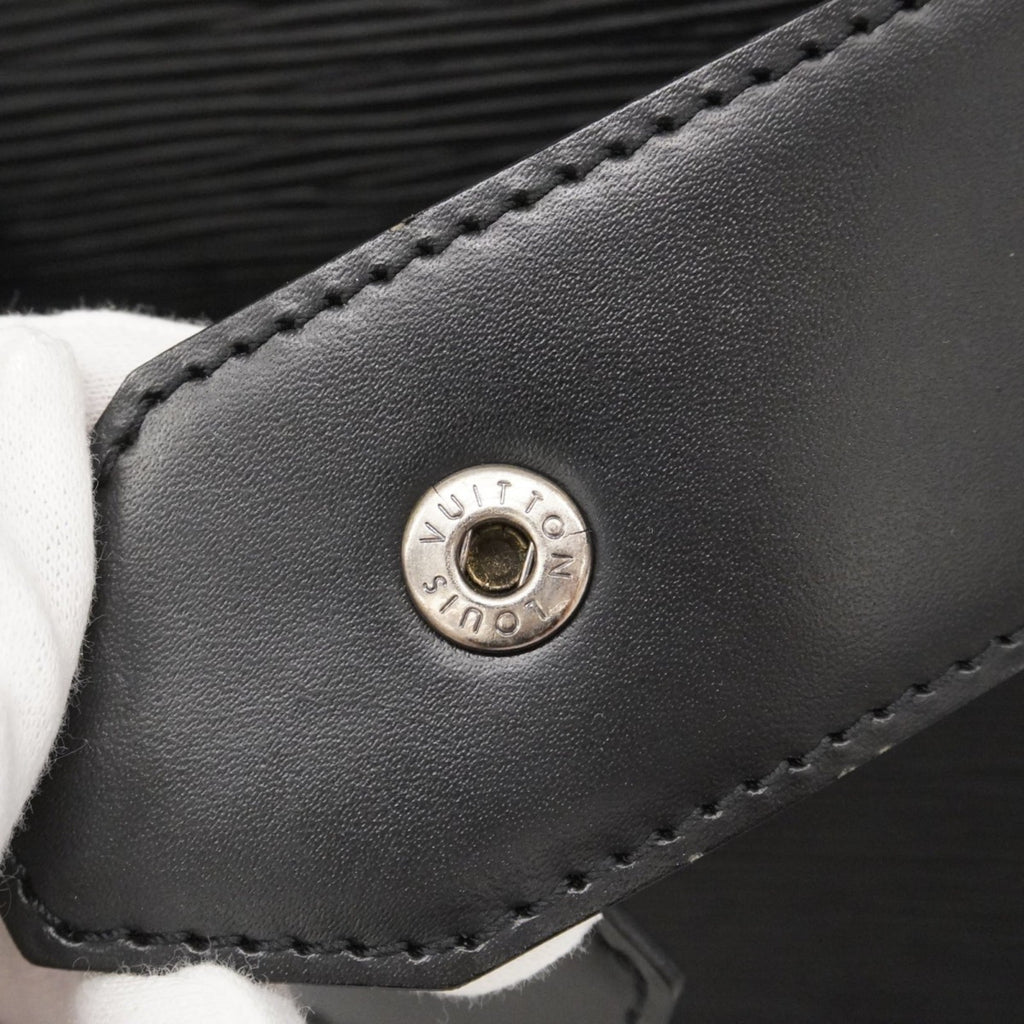 Louis Vuitton Noir Shoulder Bag (Pre-Owned)