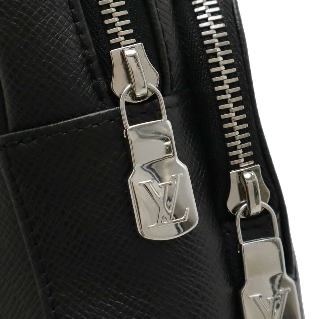 Louis Vuitton Taiga Black Noir Taiga Leather Shoulder Bag Sling Bag (Pre-Owned)