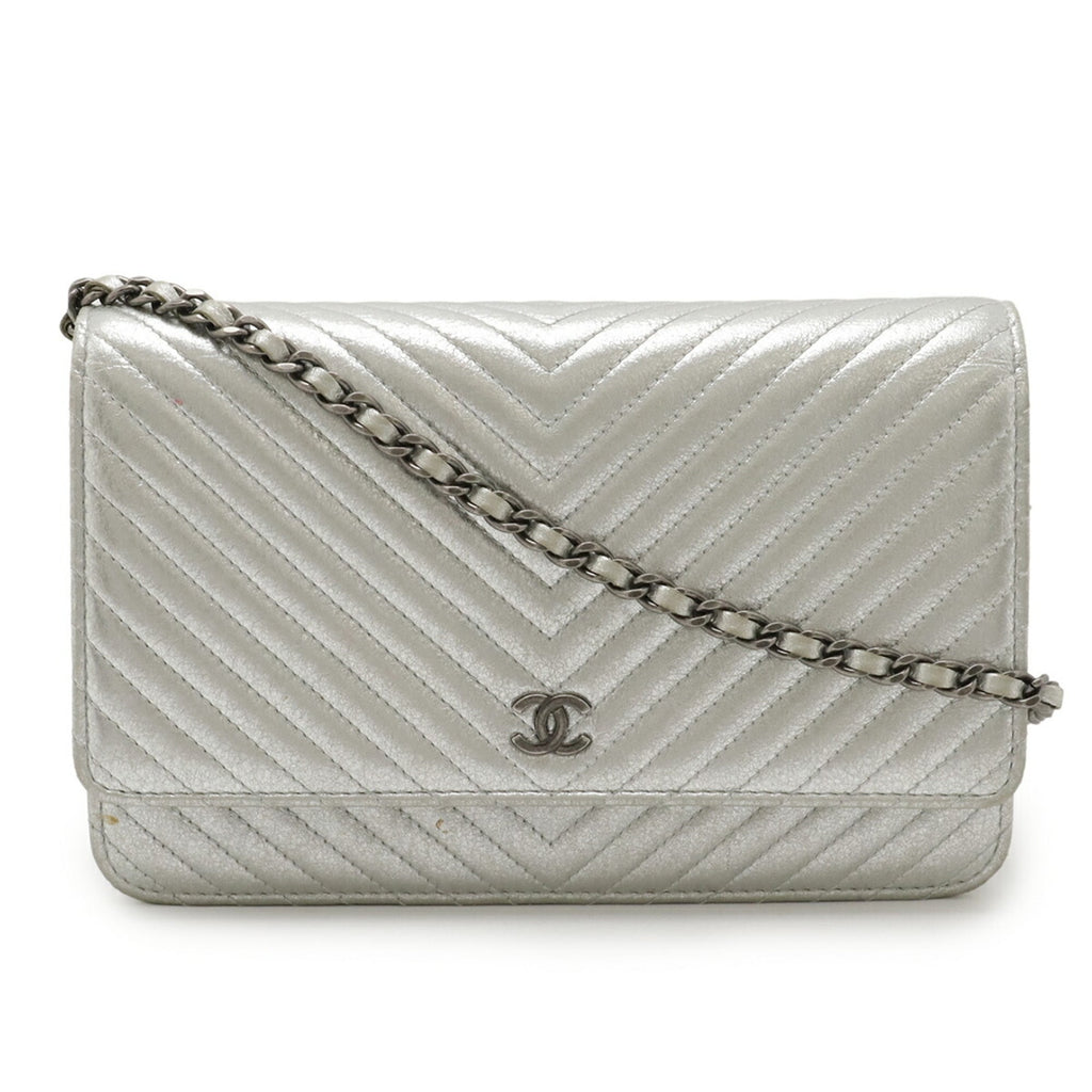 Chanel Chevron (V Stitch) Metallic Silver Leather Chain/Shoulder Wallet (Pre-Owned)