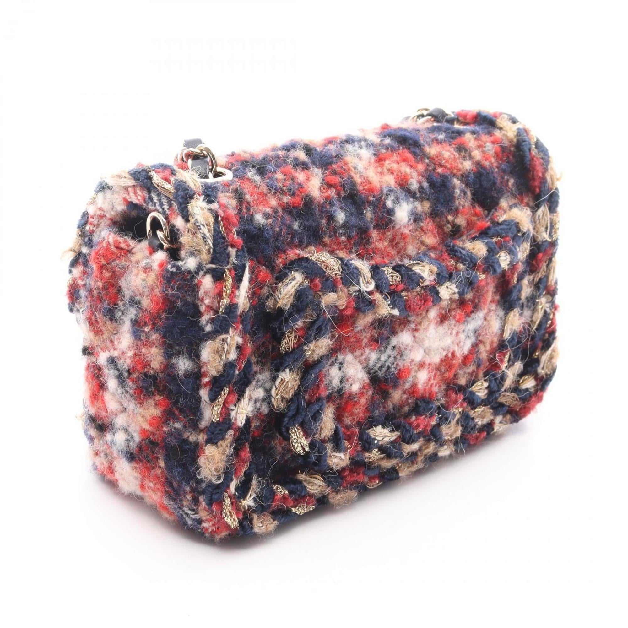 Chanel Multi-Color Fabric Shoulder Bag (Pre-Owned)