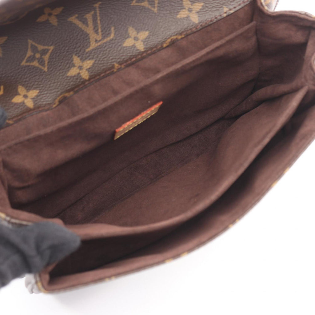 Louis Vuitton Brown Monogram Monogram Leather Handbag Pochette (Pre-Owned)