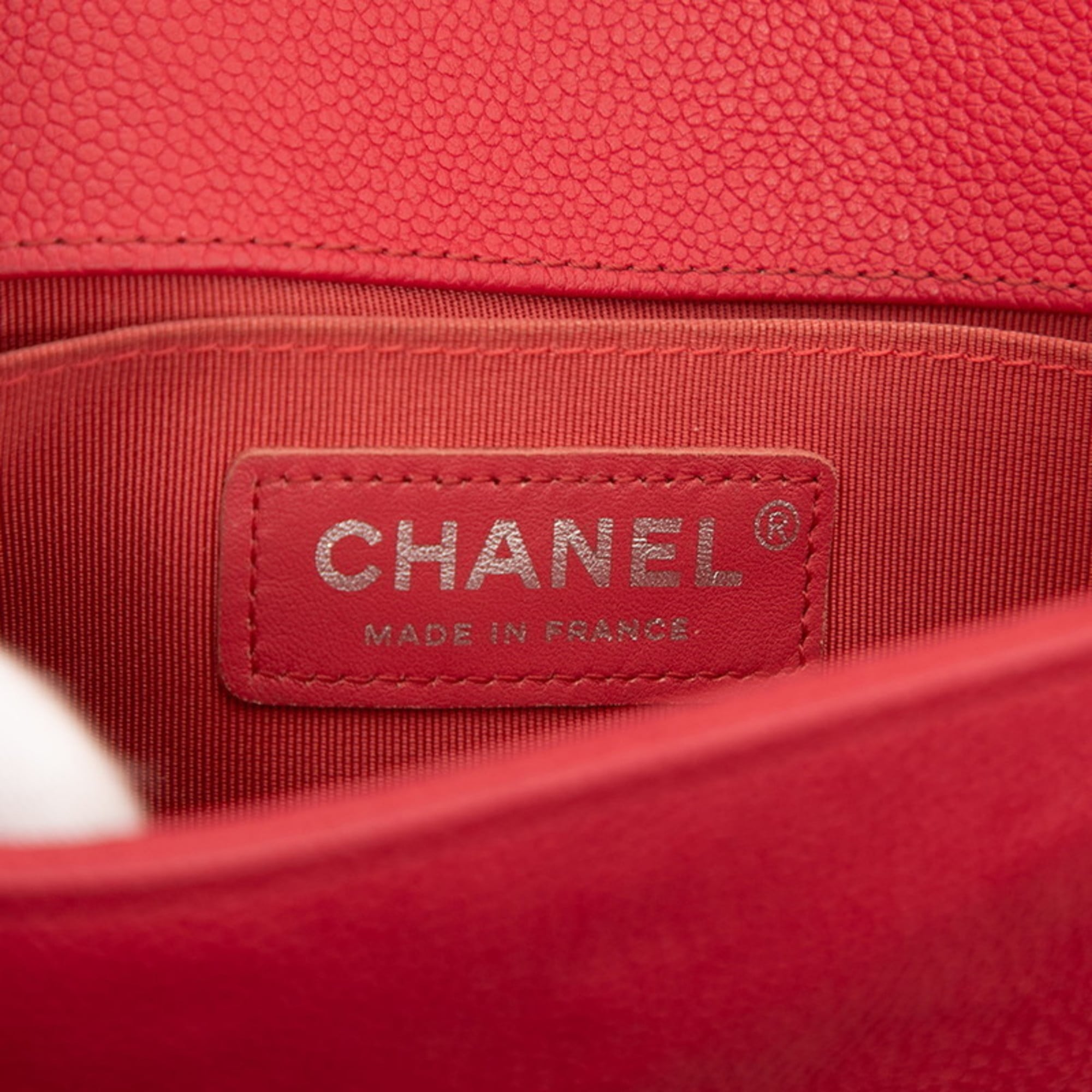 Chanel Red Color Grained Calfskin Shoulder Bag (Pre-Owned)