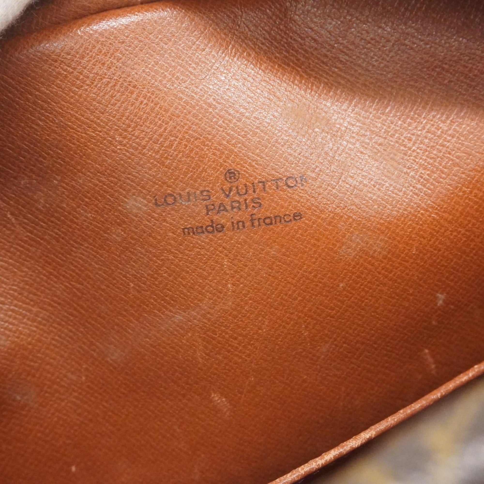 Louis Vuitton Brown Shoulder Bag (Pre-Owned)