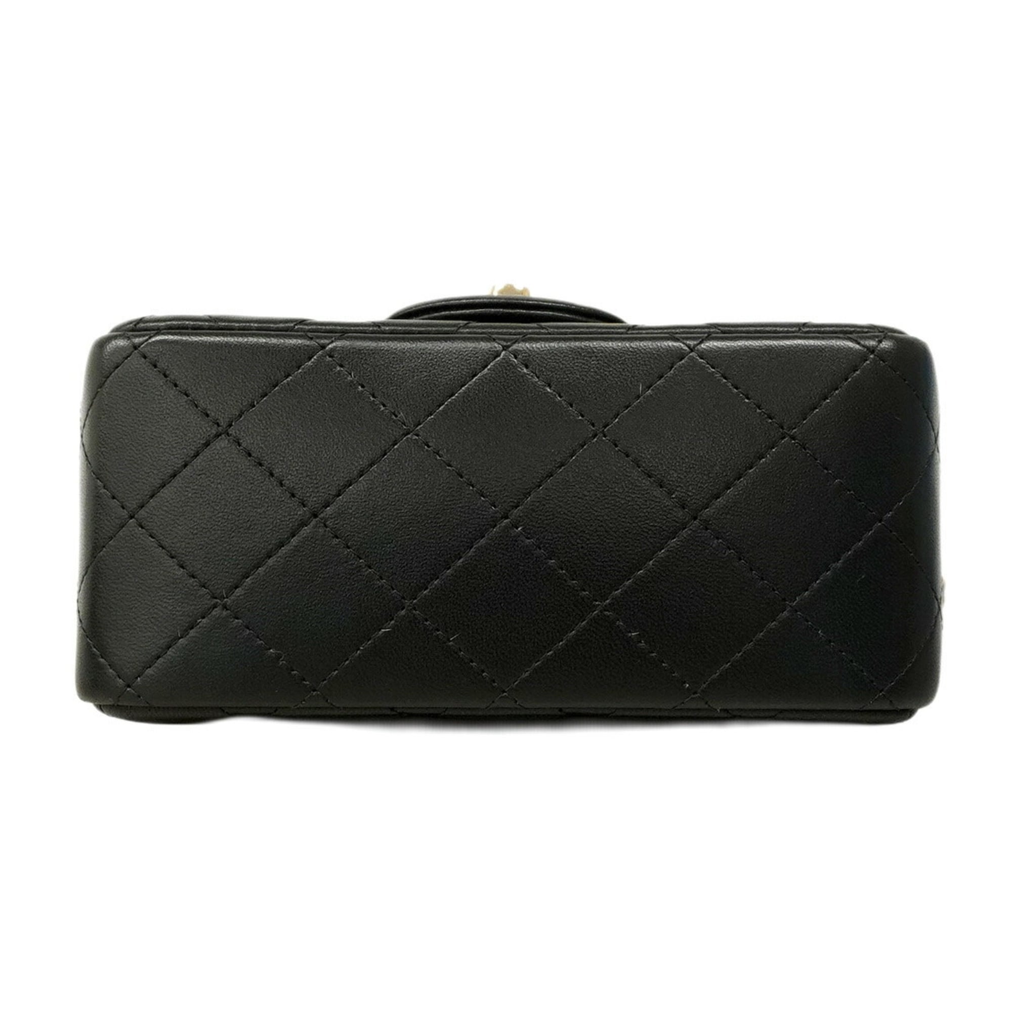 Chanel Black Leather Shoulder Bag (Pre-Owned)