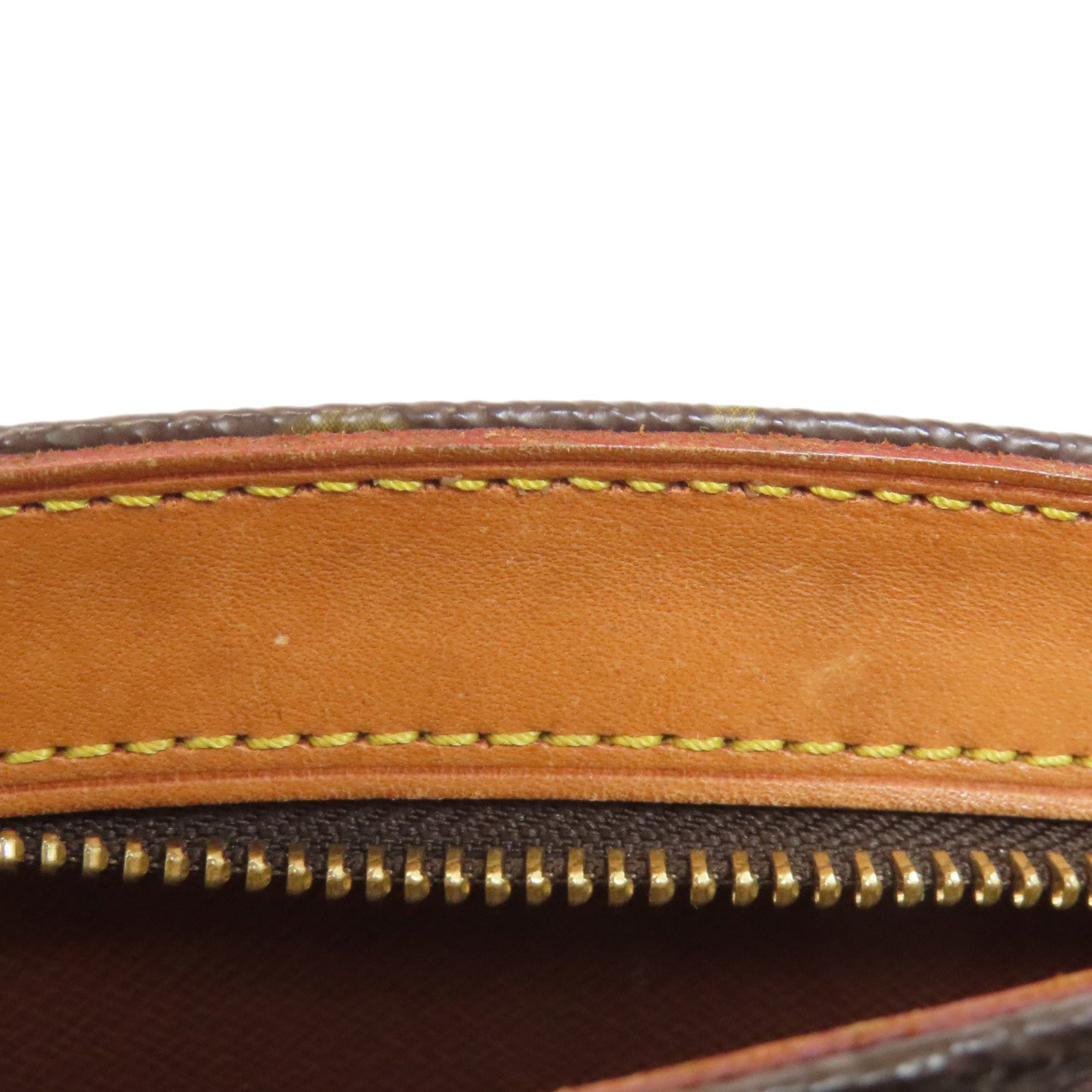 Louis Vuitton Monogram Monogram Shoulder Bag (Pre-Owned)
