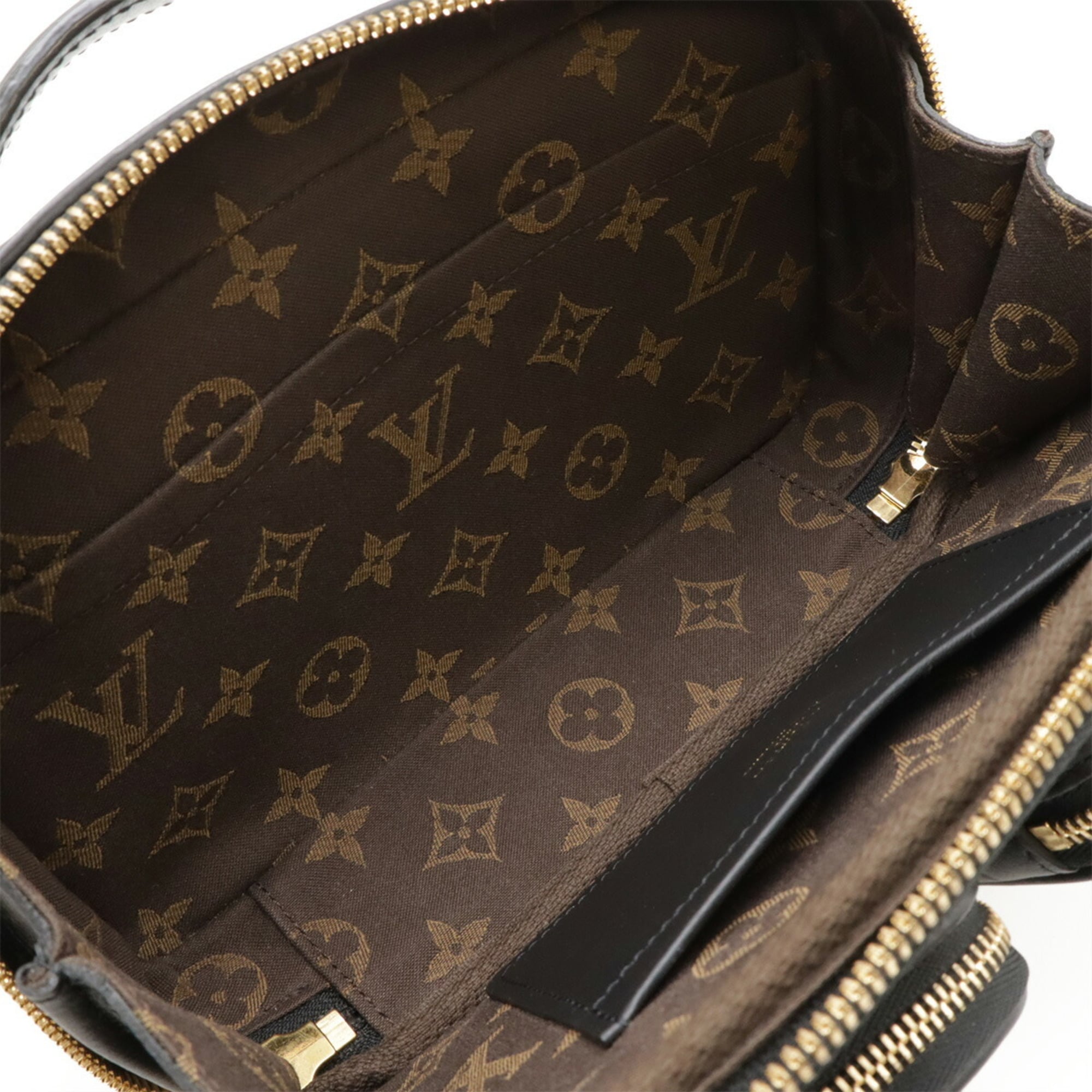 Louis Vuitton Black Leather Clutch Bag Shoulder Bag (Pre-Owned)