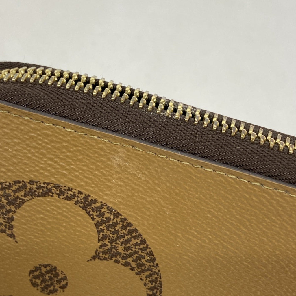 Louis Vuitton Brown Long Wallet (Bi-Fold) (Pre-Owned)