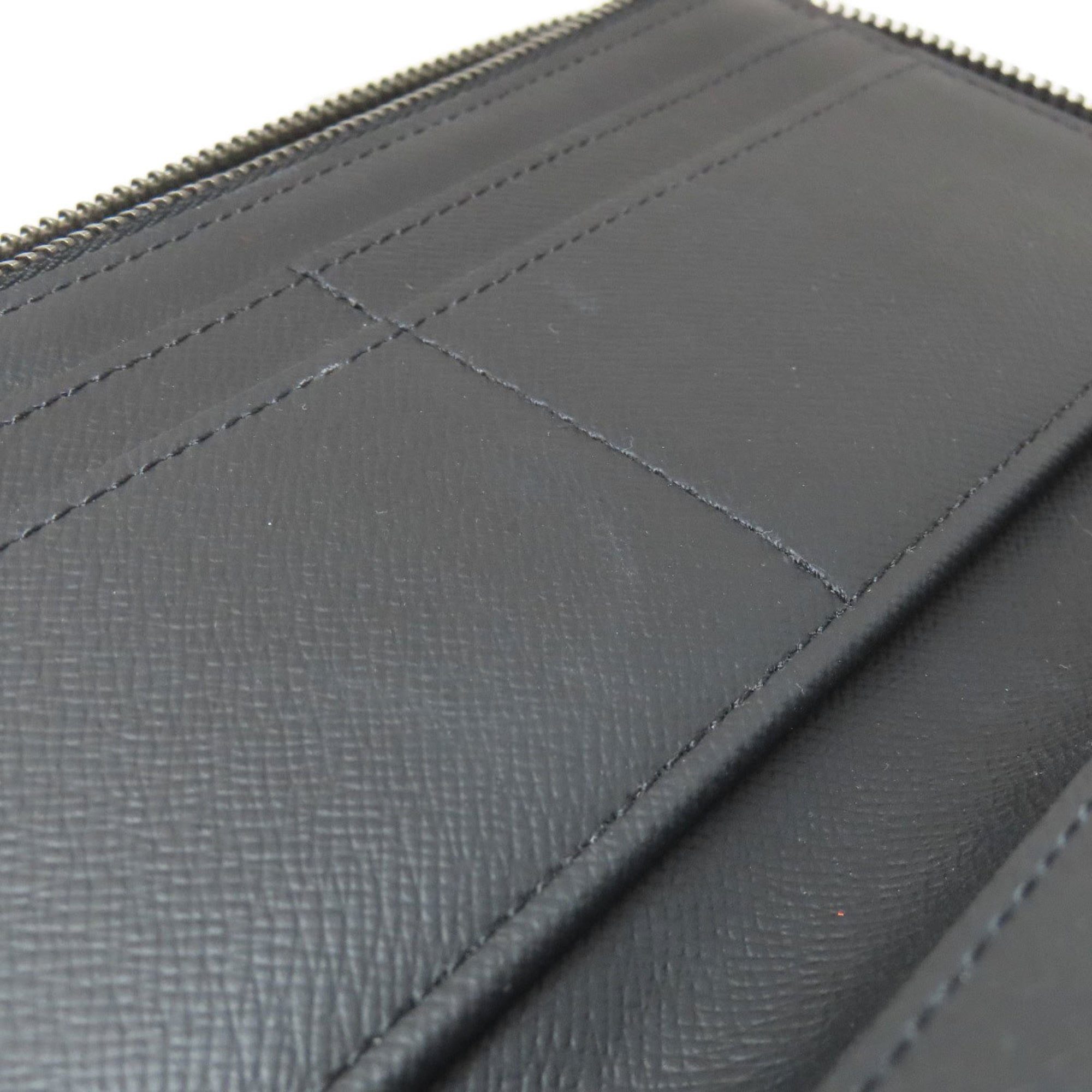 Louis Vuitton Black Monogram Eclipse Long Wallet (Bi-Fold) (Pre-Owned)