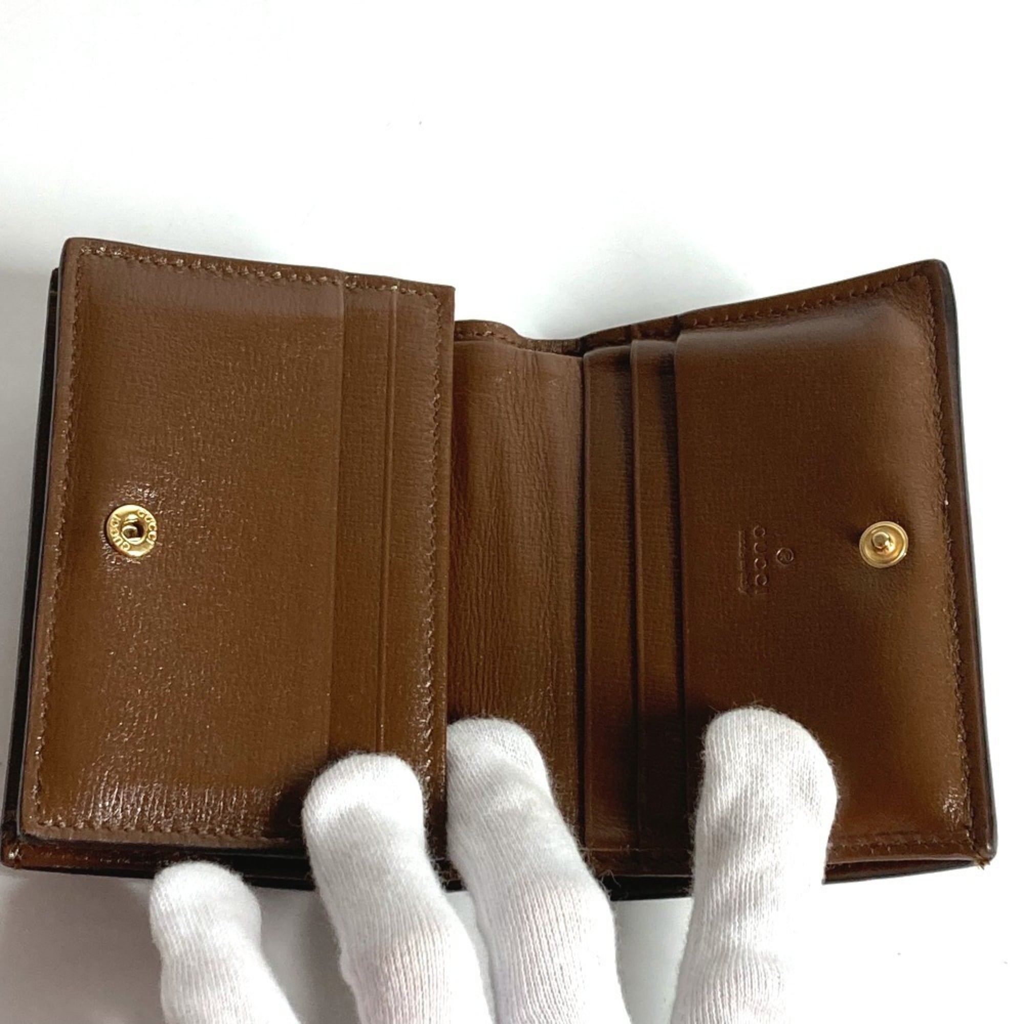 Gucci Gg Supreme Beige Red Color Gg Supreme Long Wallet (Bi-Fold) (Pre-Owned)