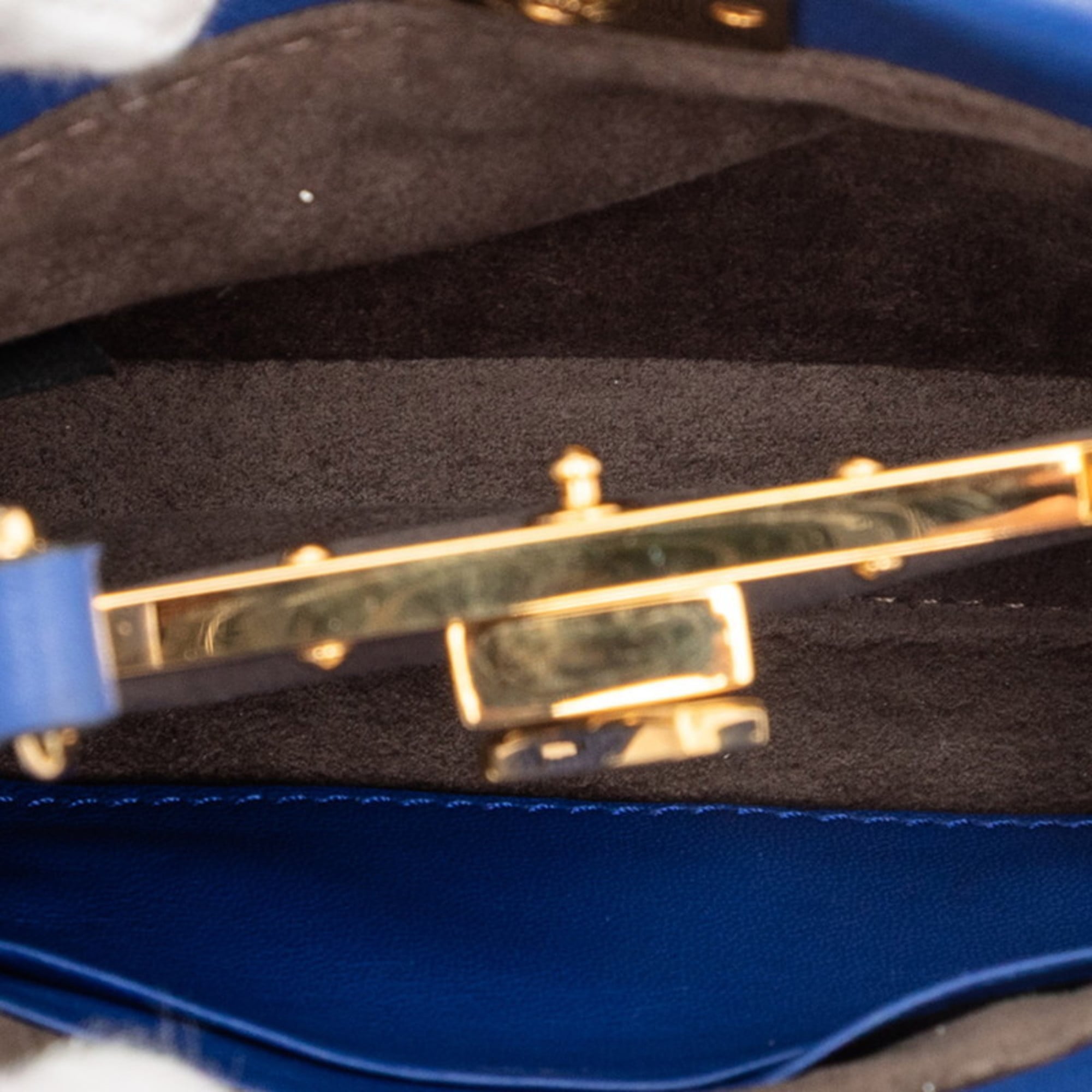 Fendi Blue Leather Handbag Shoulder Bag (Pre-Owned)