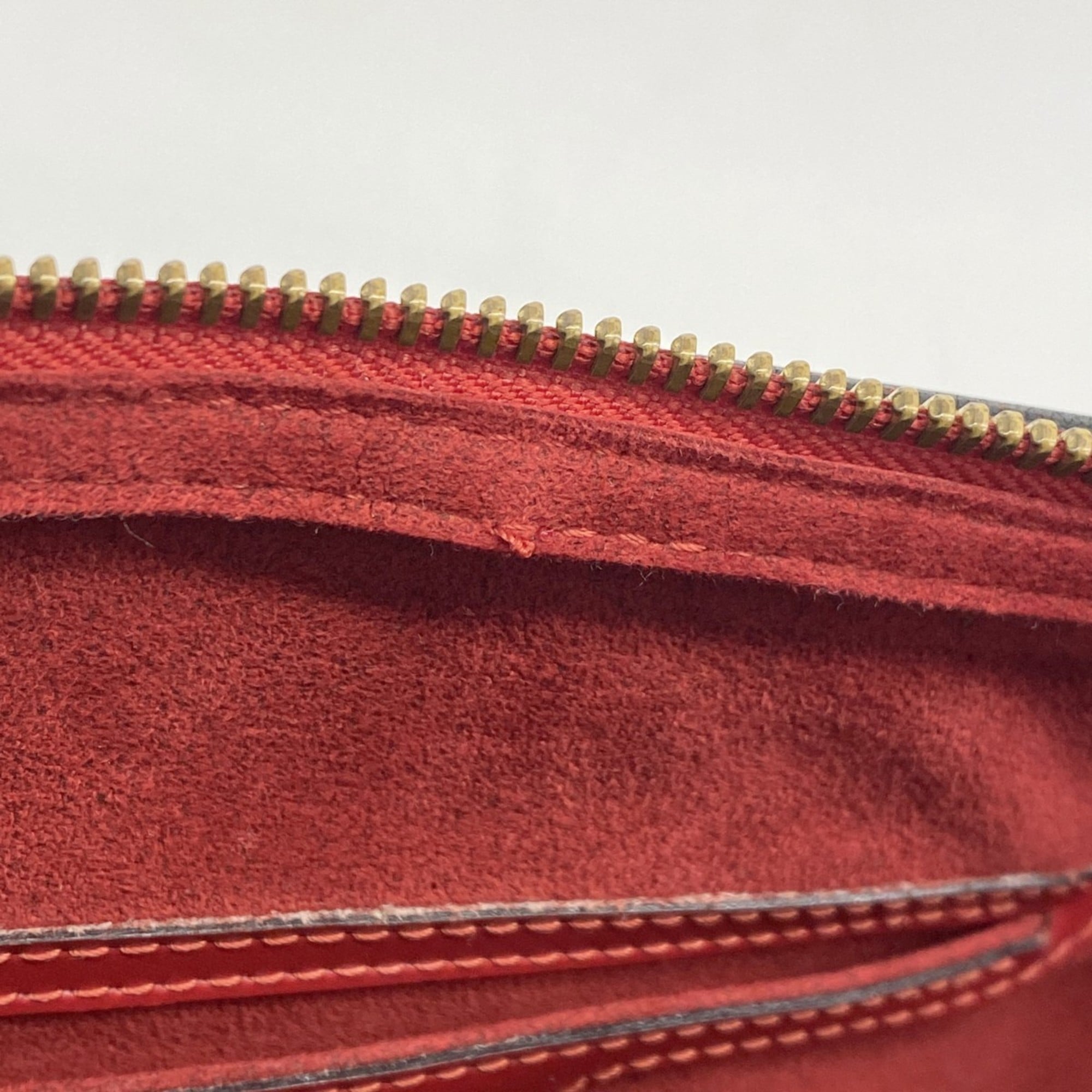 Louis Vuitton Castilian Red Handbag (Pre-Owned)