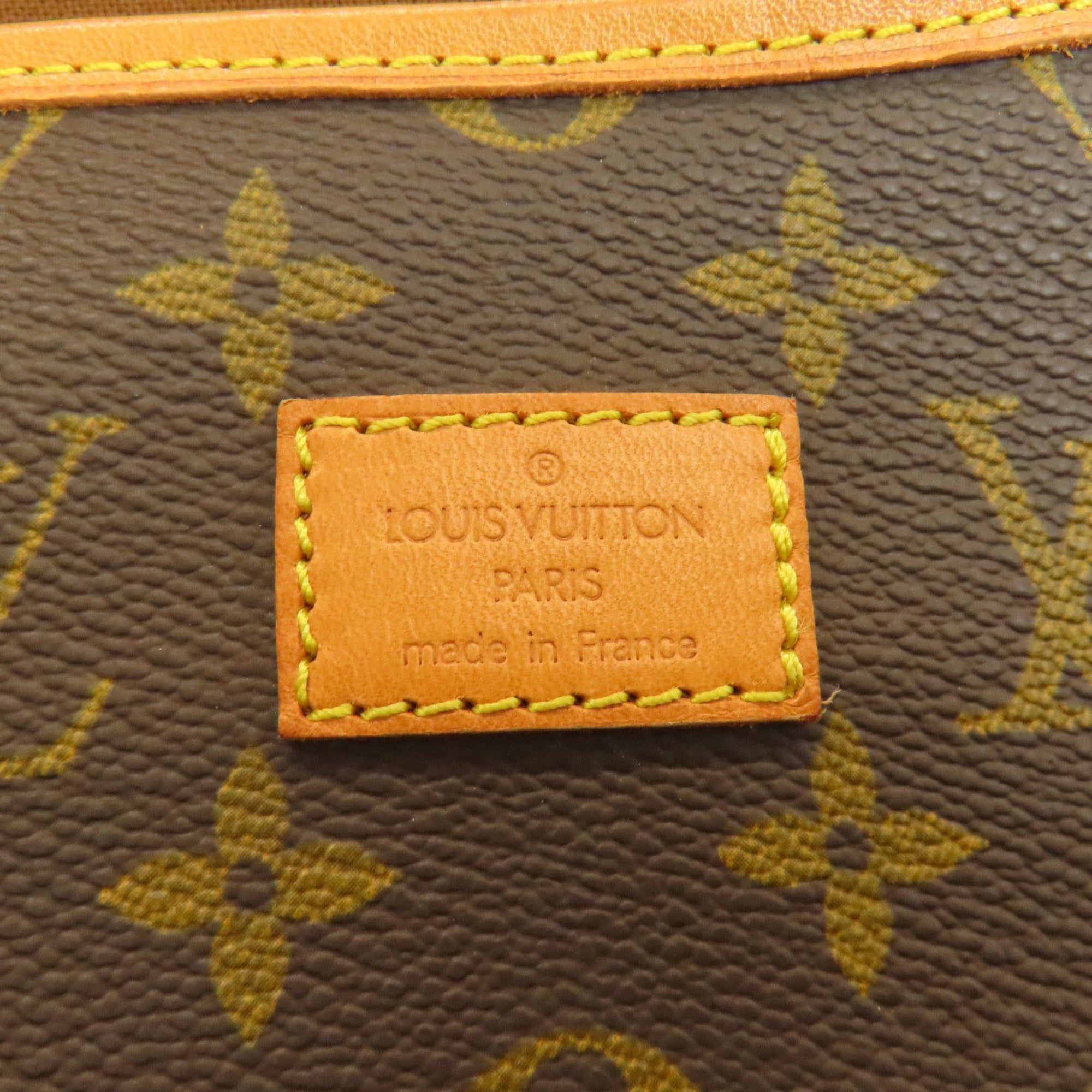 Louis Vuitton Monogram Monogram Shoulder Bag (Pre-Owned)