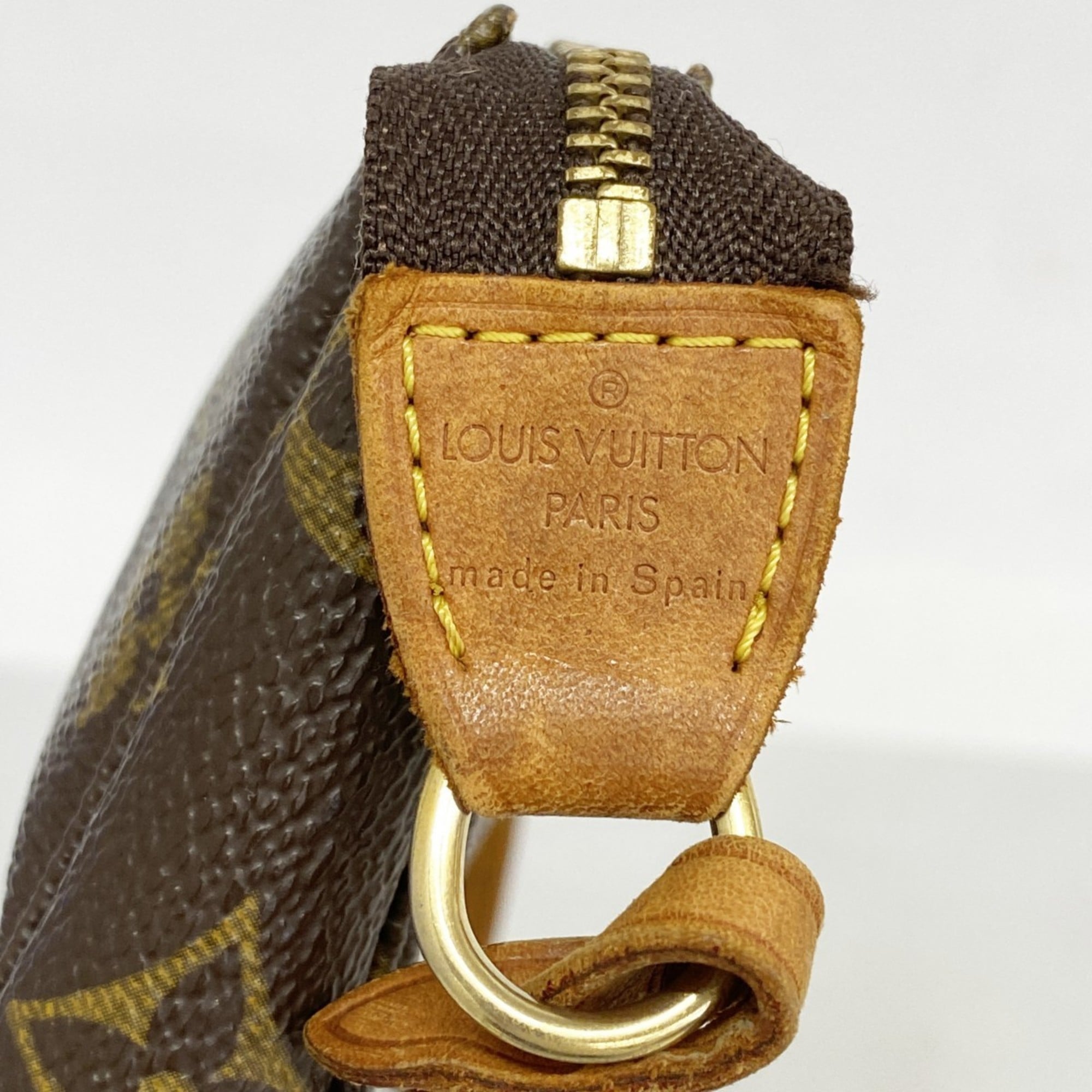 Louis Vuitton Brown Pouch (Pre-Owned)