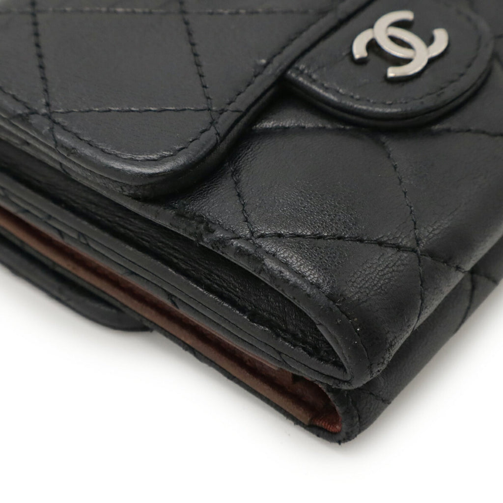Chanel Black Leather Wallet (Bi-Fold) (Pre-Owned)