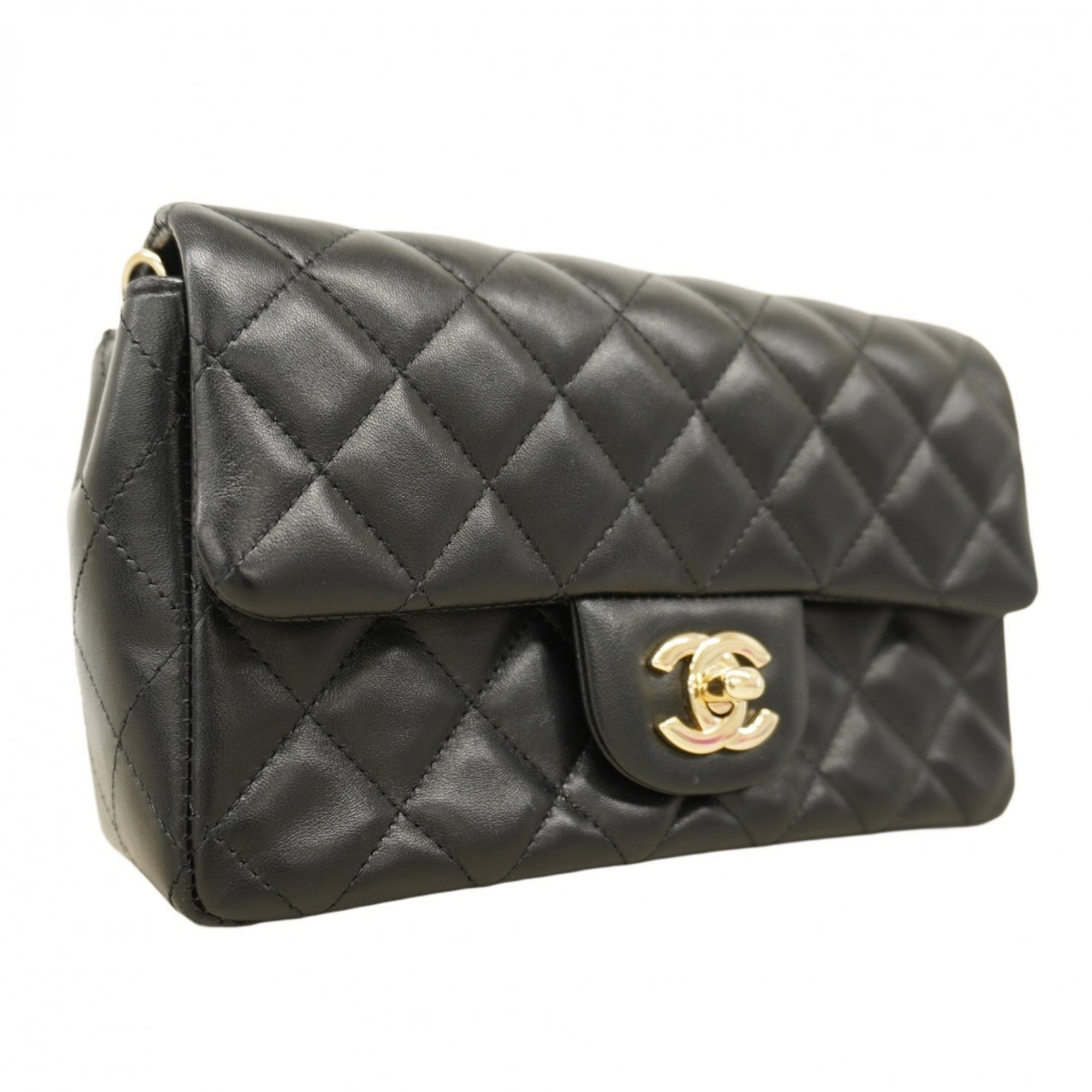 Chanel Black Leather Shoulder Bag (Pre-Owned)