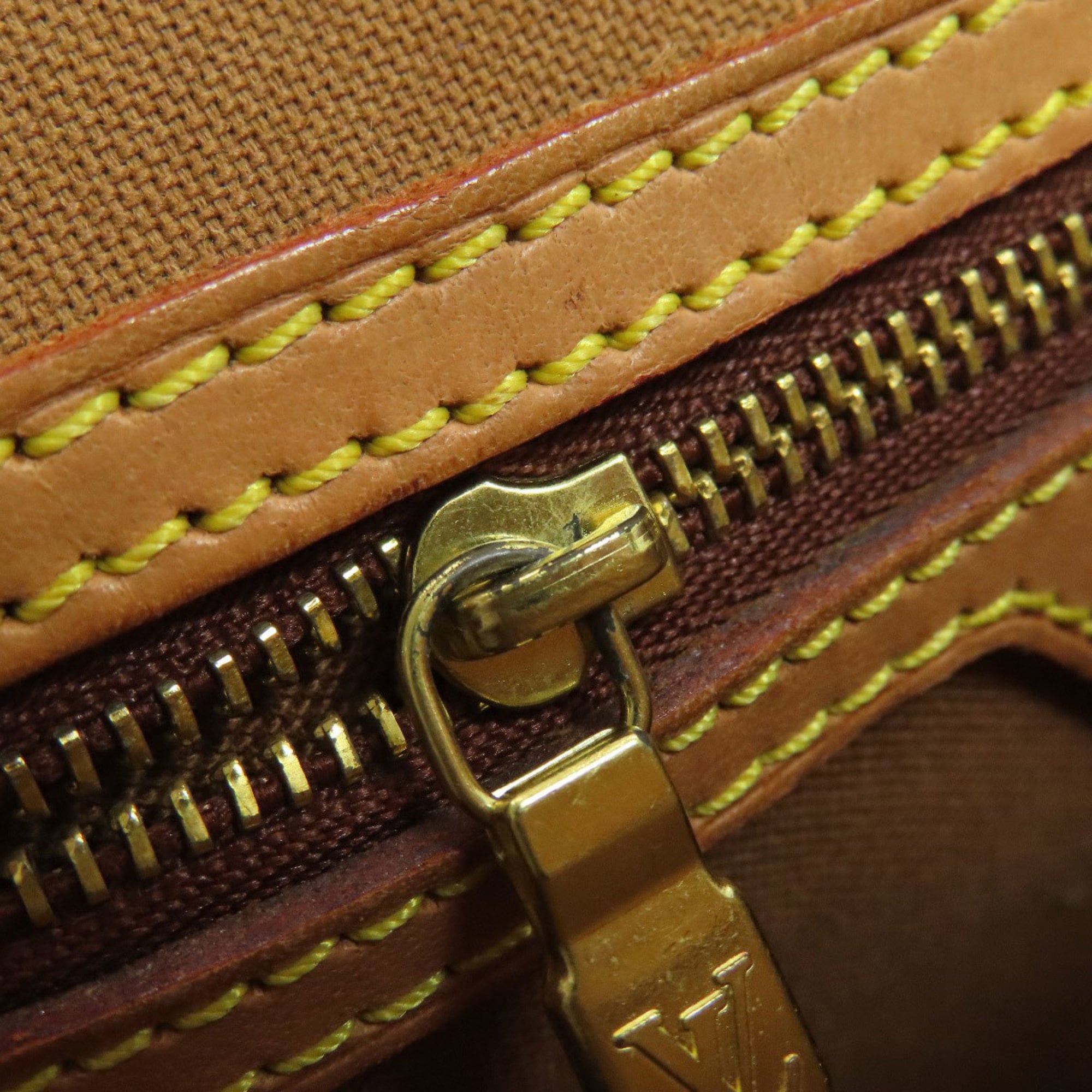 Louis Vuitton Monogram Monogram Shoulder Bag (Pre-Owned)