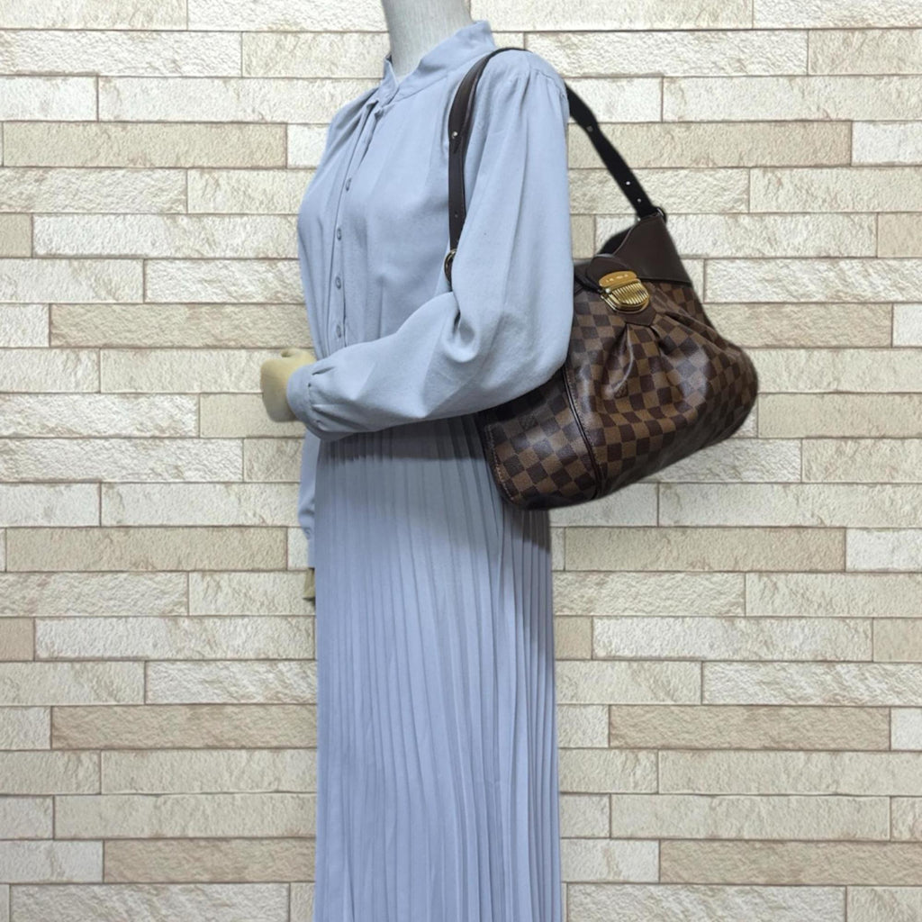 Louis Vuitton Damier Brown Damier Canvas Shoulder Bag (Pre-Owned)
