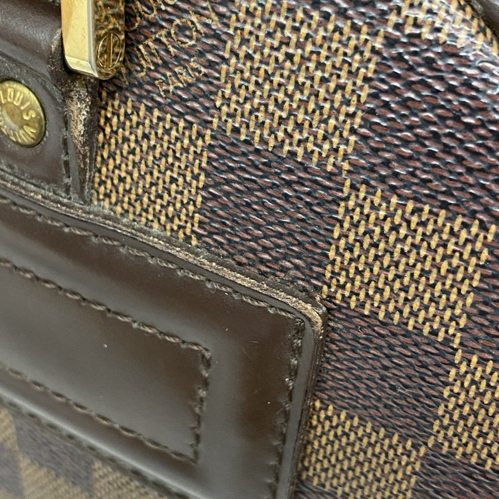 Louis Vuitton Ebene Handbag (Pre-Owned)