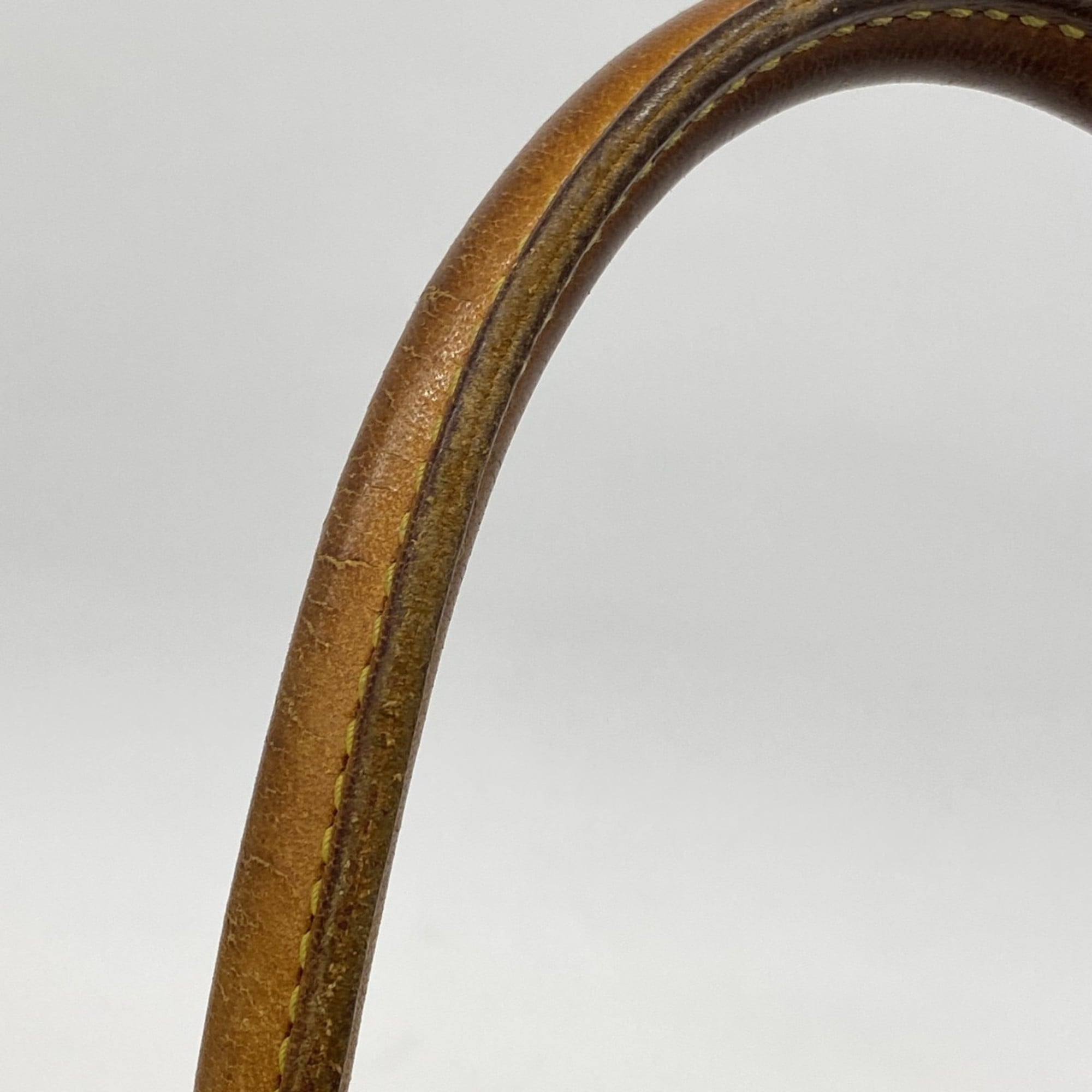 Louis Vuitton Brown Handbag (Pre-Owned)