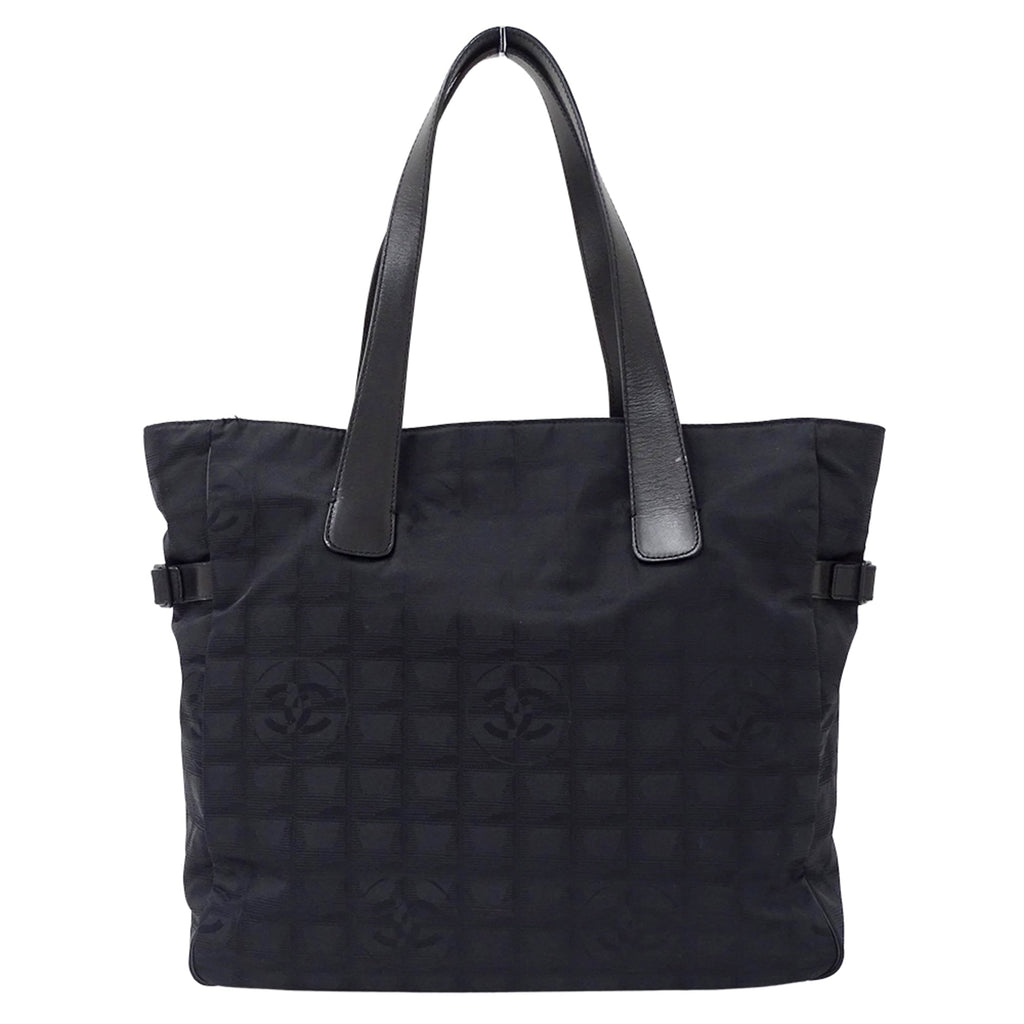 Chanel Black Nylon Shoulder Bag Tote Bag (Pre-Owned)