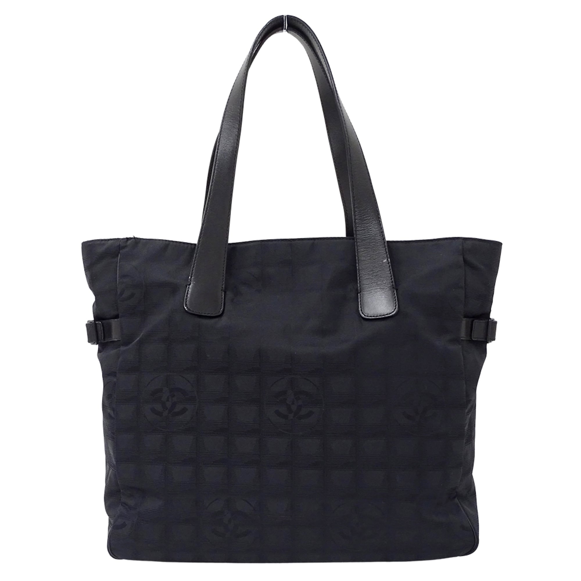 Chanel Black Nylon Shoulder Bag Tote Bag (Pre-Owned)