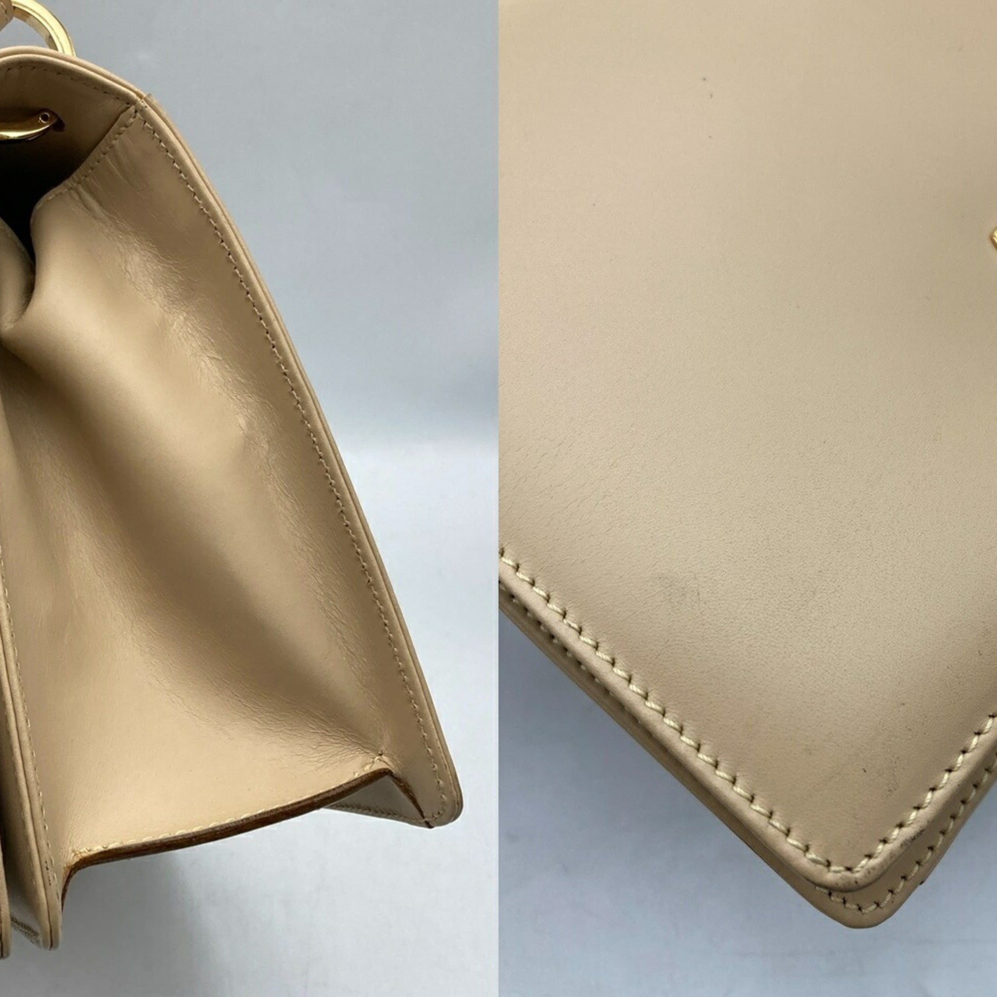 Salvatore Ferragamo Beige Leather Shoulder Bag (Pre-Owned)
