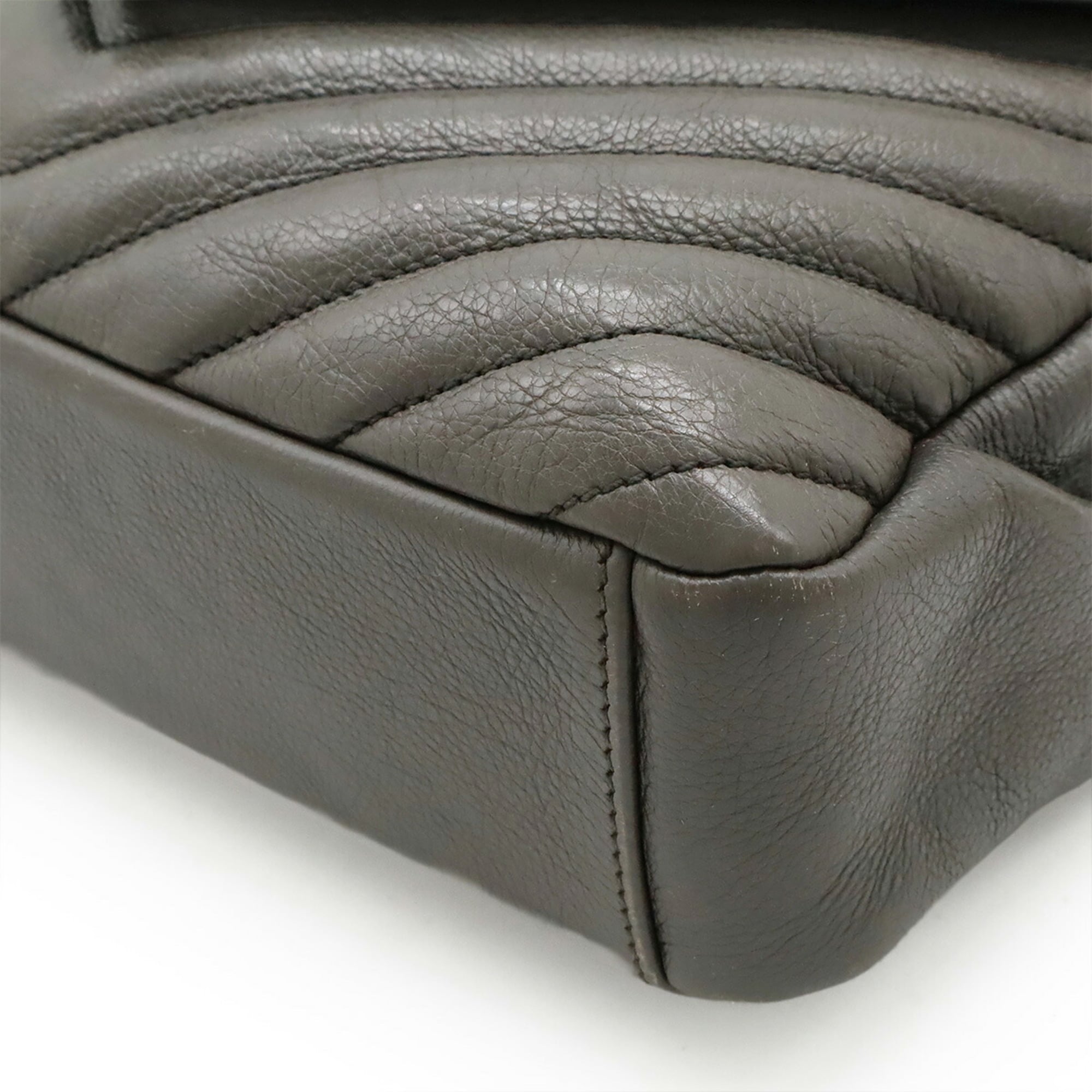 Yves Saint Laurent Gray Leather Handbag Shoulder Bag (Pre-Owned)