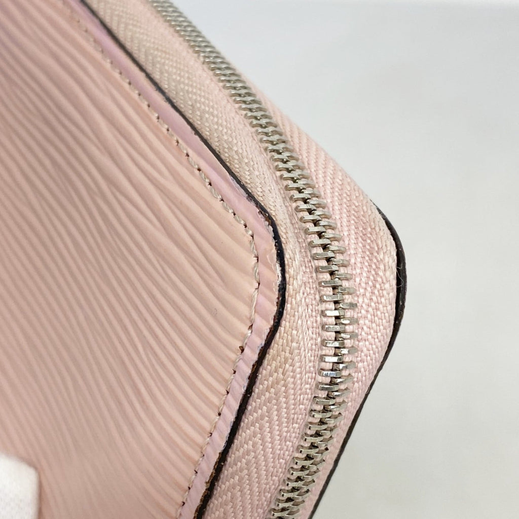 Louis Vuitton Rose Ballerine Coin Purse/Coin Case (Pre-Owned)